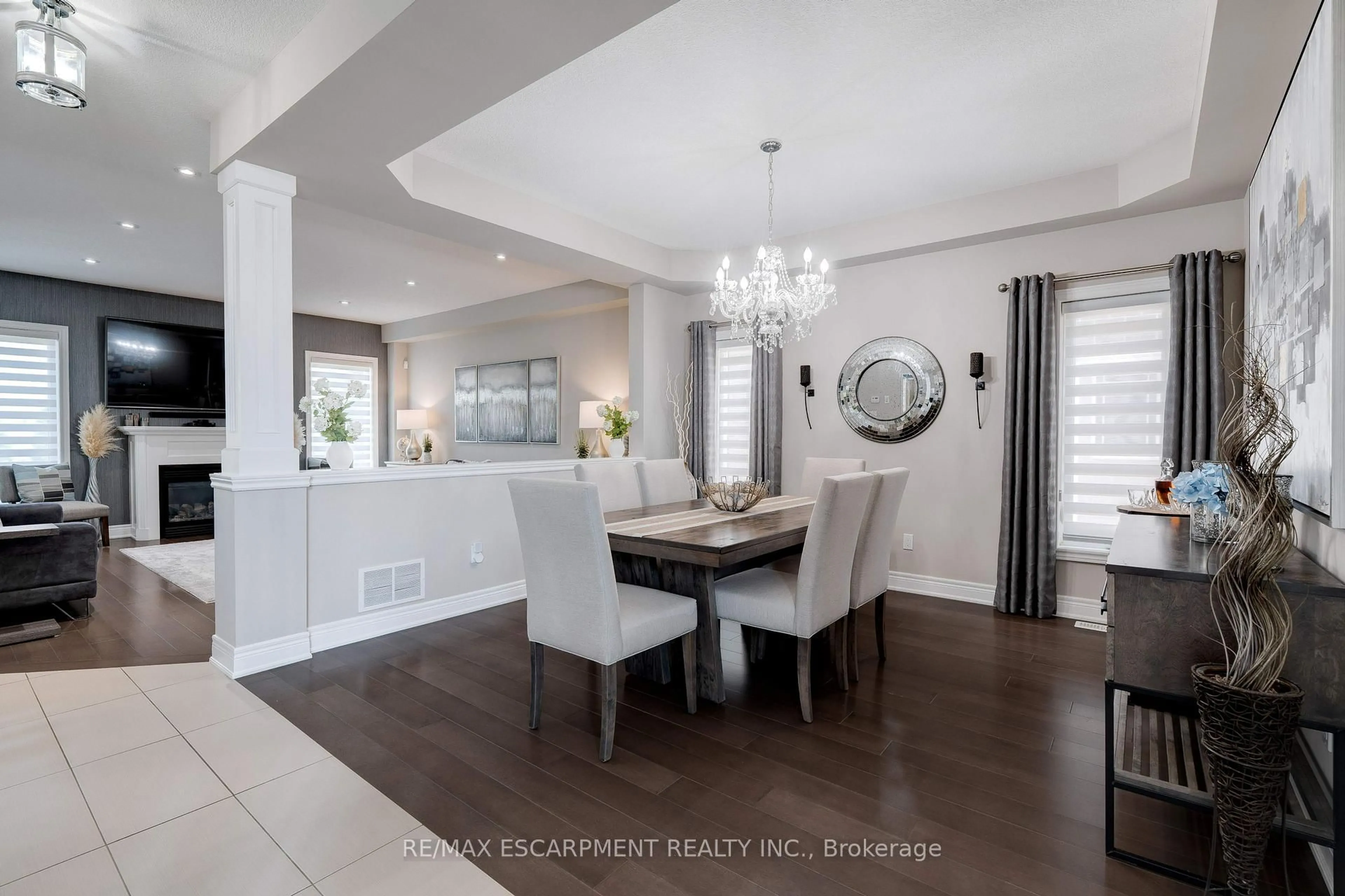 Dining room, unknown for 13 Biggar Cres, Grimsby Ontario L3M 0E5