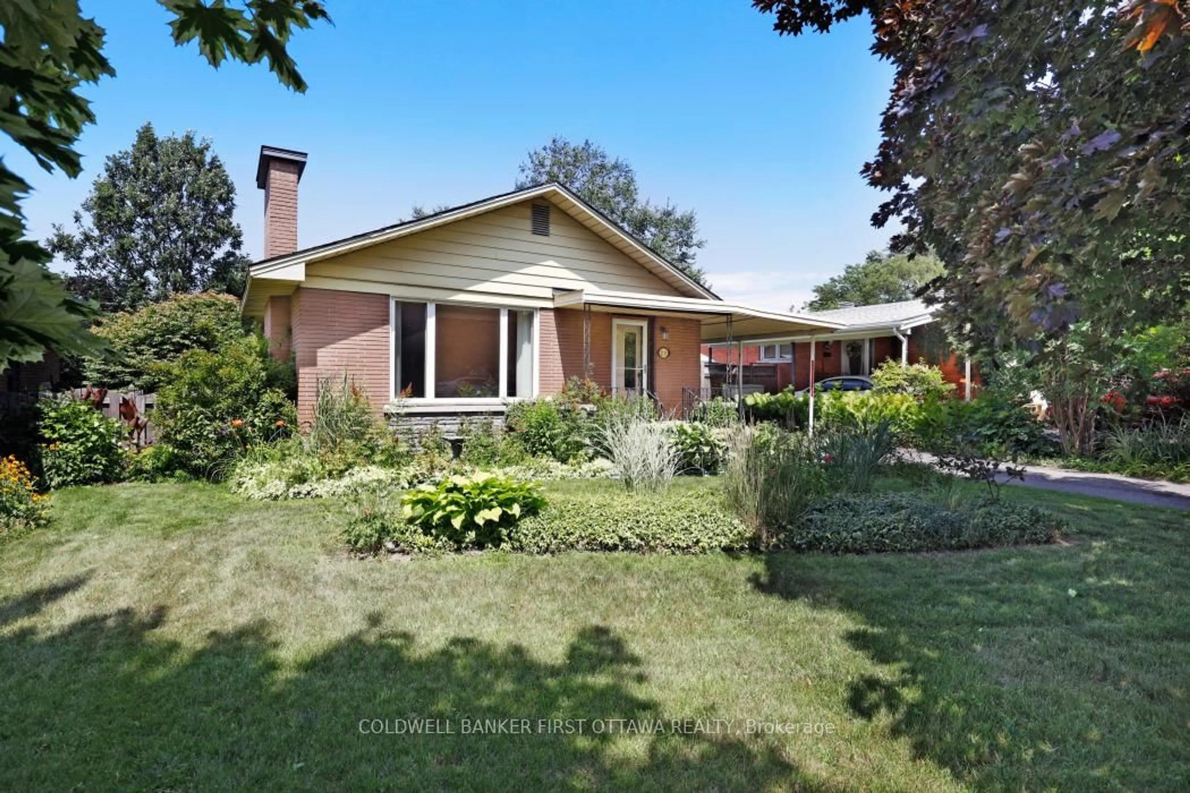 Home with brick exterior material, street for 2133 Westbourne Ave, Ottawa Ontario K2A 1N3