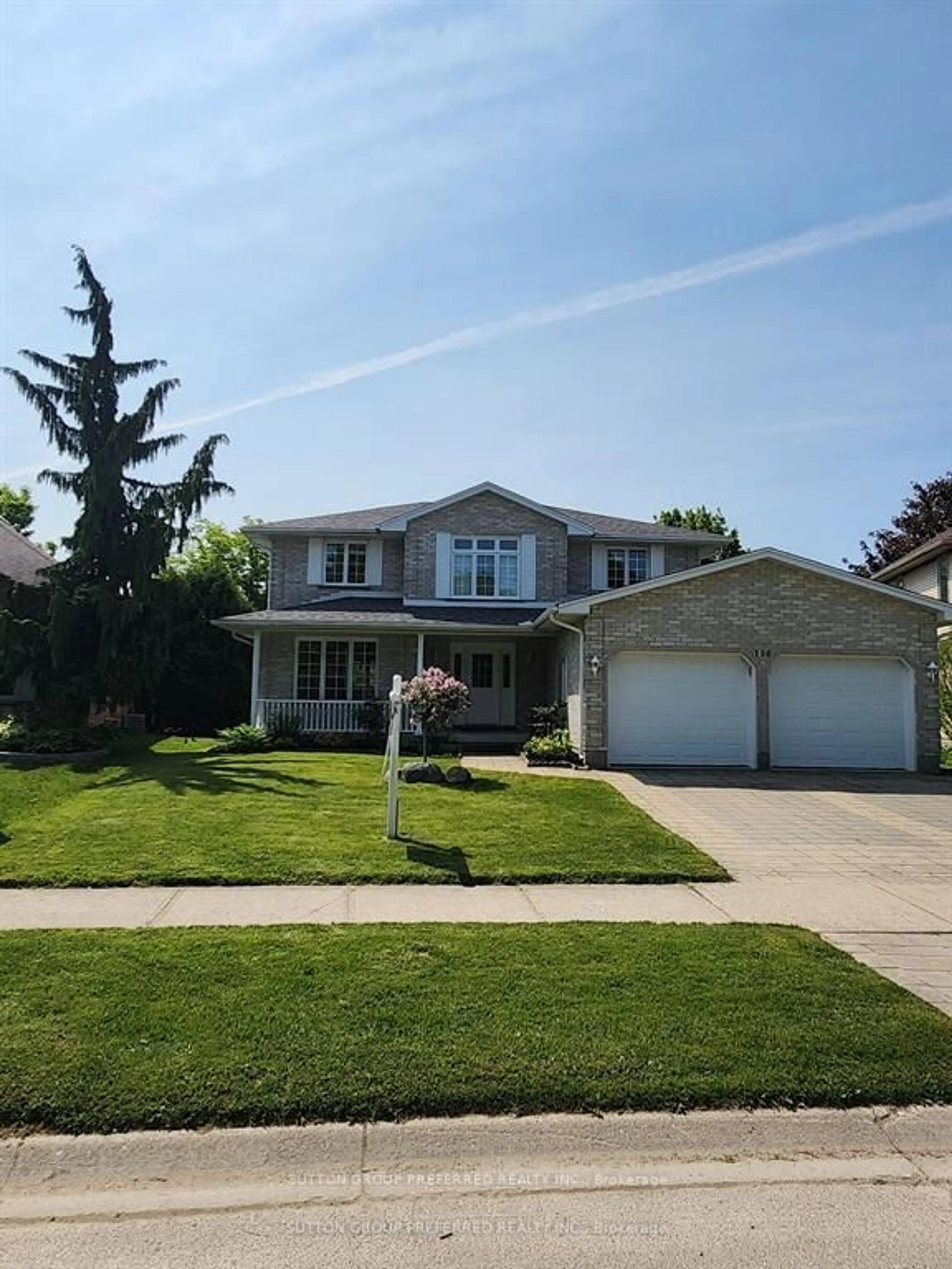 Home with vinyl exterior material, street for 130 Toohey Lane, London North Ontario N6G 4Y1