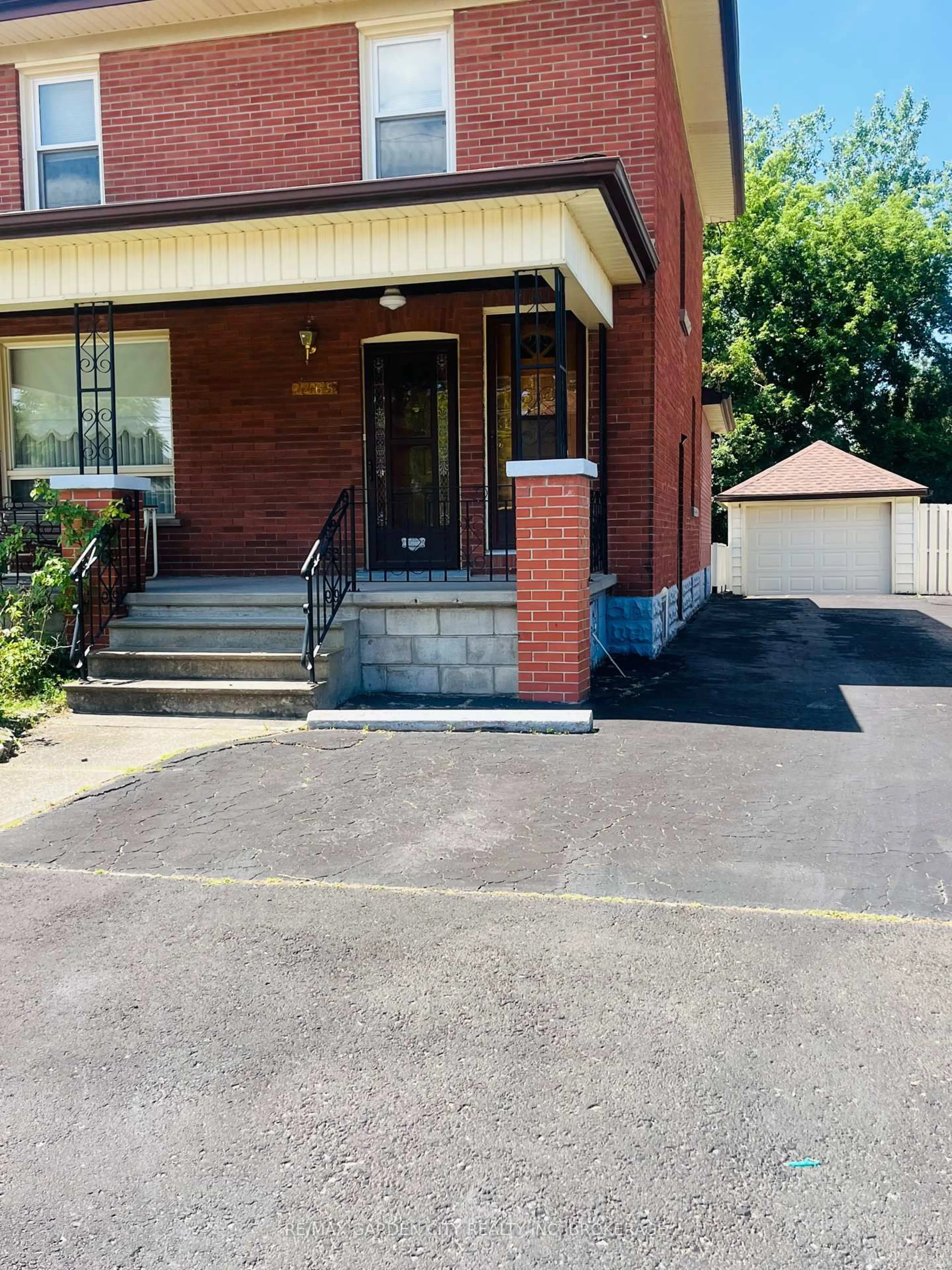 Unknown for 4465 Second Ave, Niagara Falls Ontario L2E 4H1