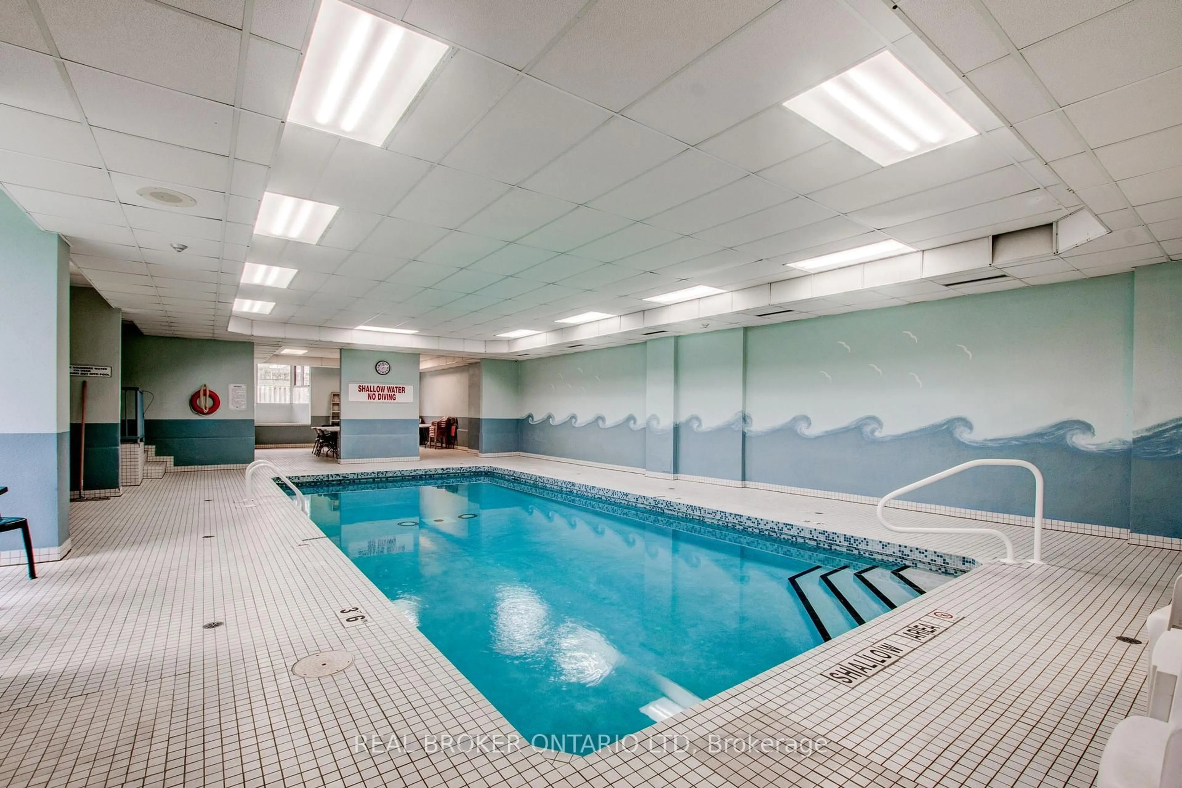 Pool for 1180 Commissioners Rd #310, London South Ontario N6K 4J2