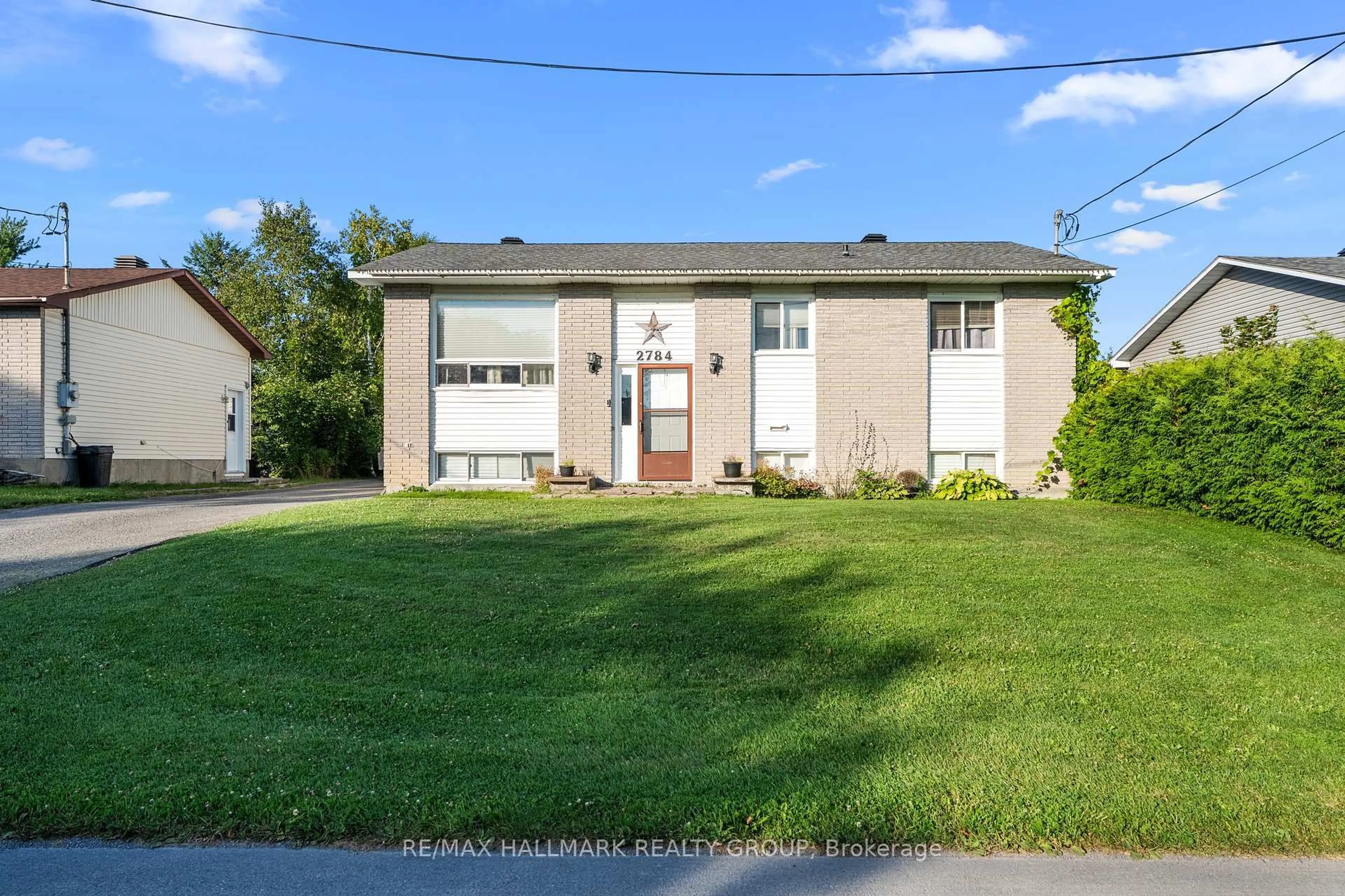 Unknown for 2784 Leonard St, Clarence-Rockland Ontario K4K 1A4