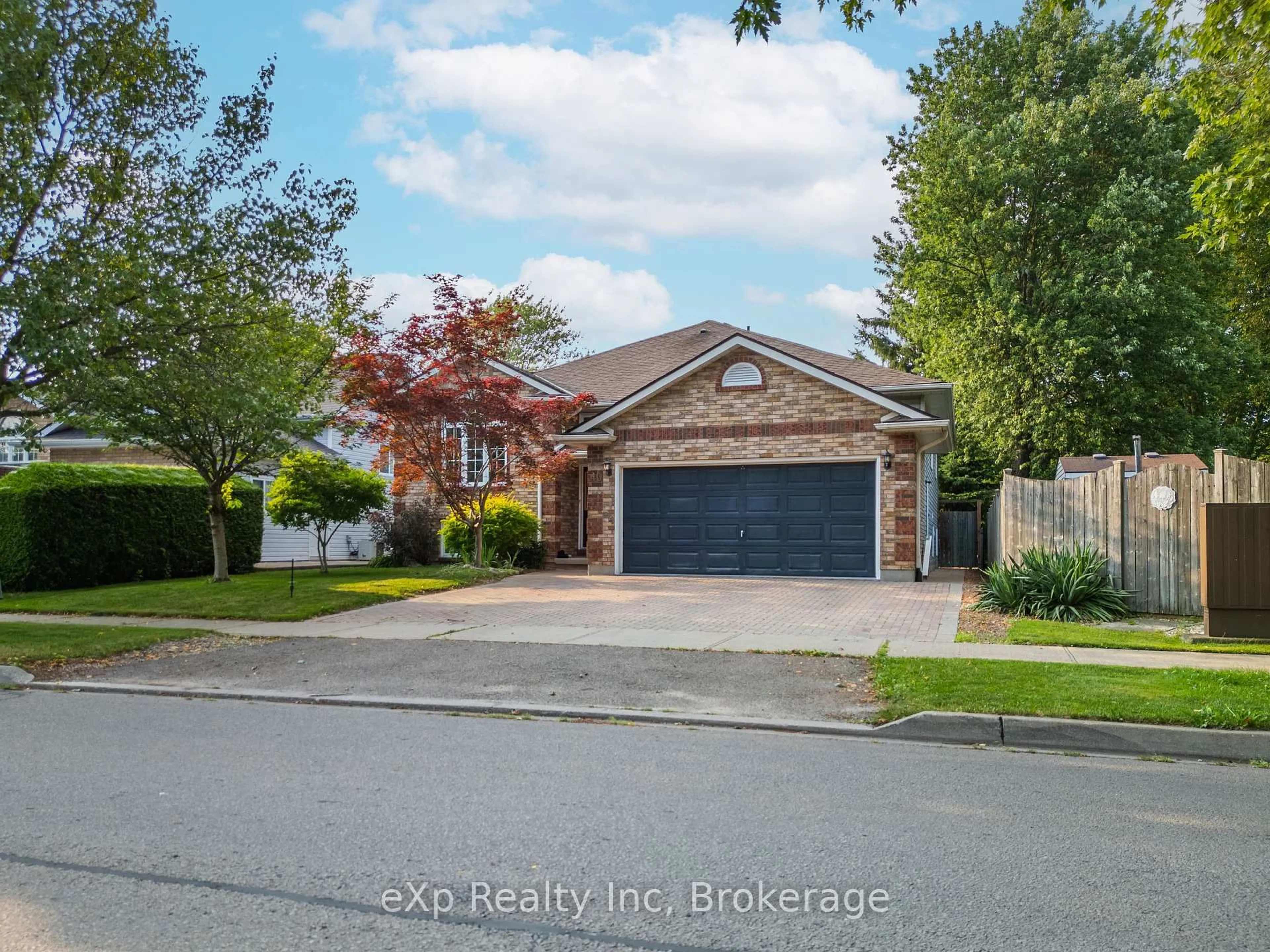 Home with brick exterior material, street for 40 Balsam St, Welland Ontario L3C 7H2