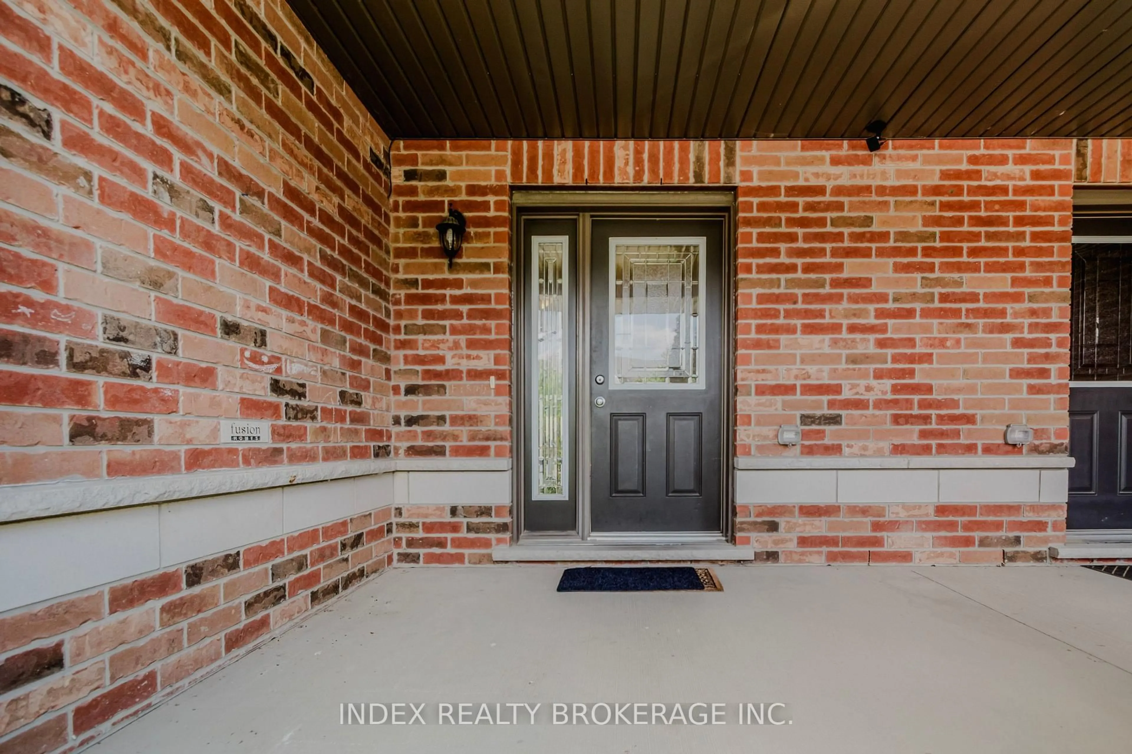 Indoor entryway for 207 Eden Oak Tr, Kitchener Ontario N2A 0H6