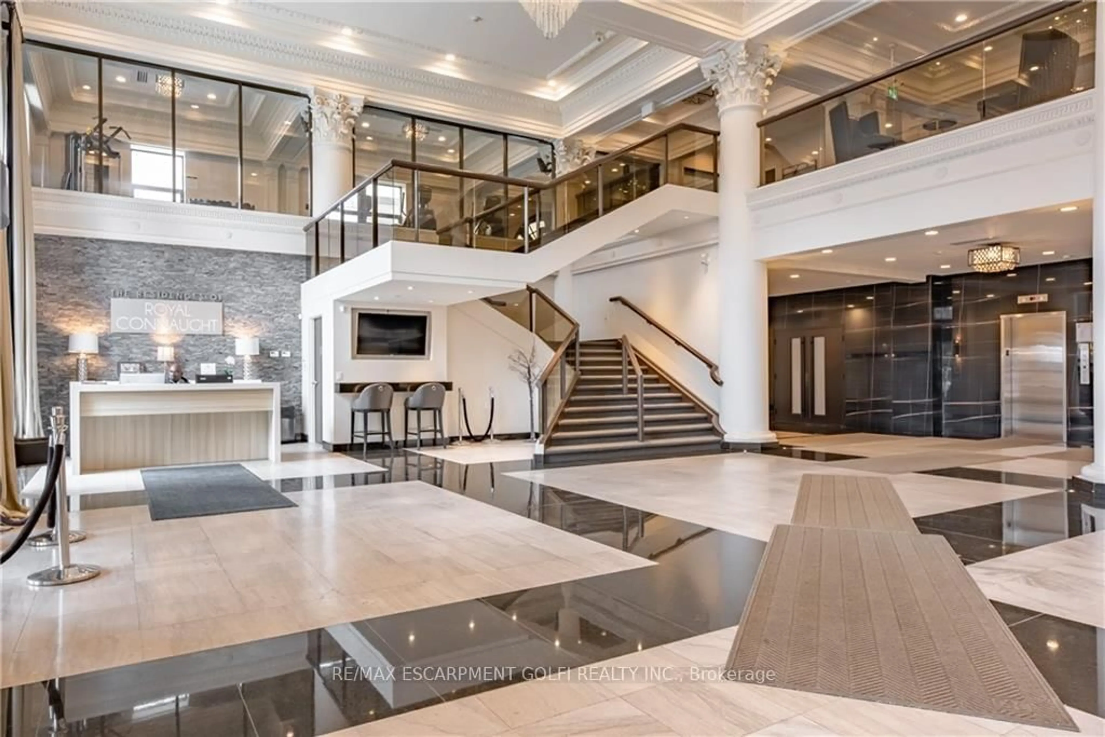 Lobby for 112 King St #1006, Hamilton Ontario L8N 1A8