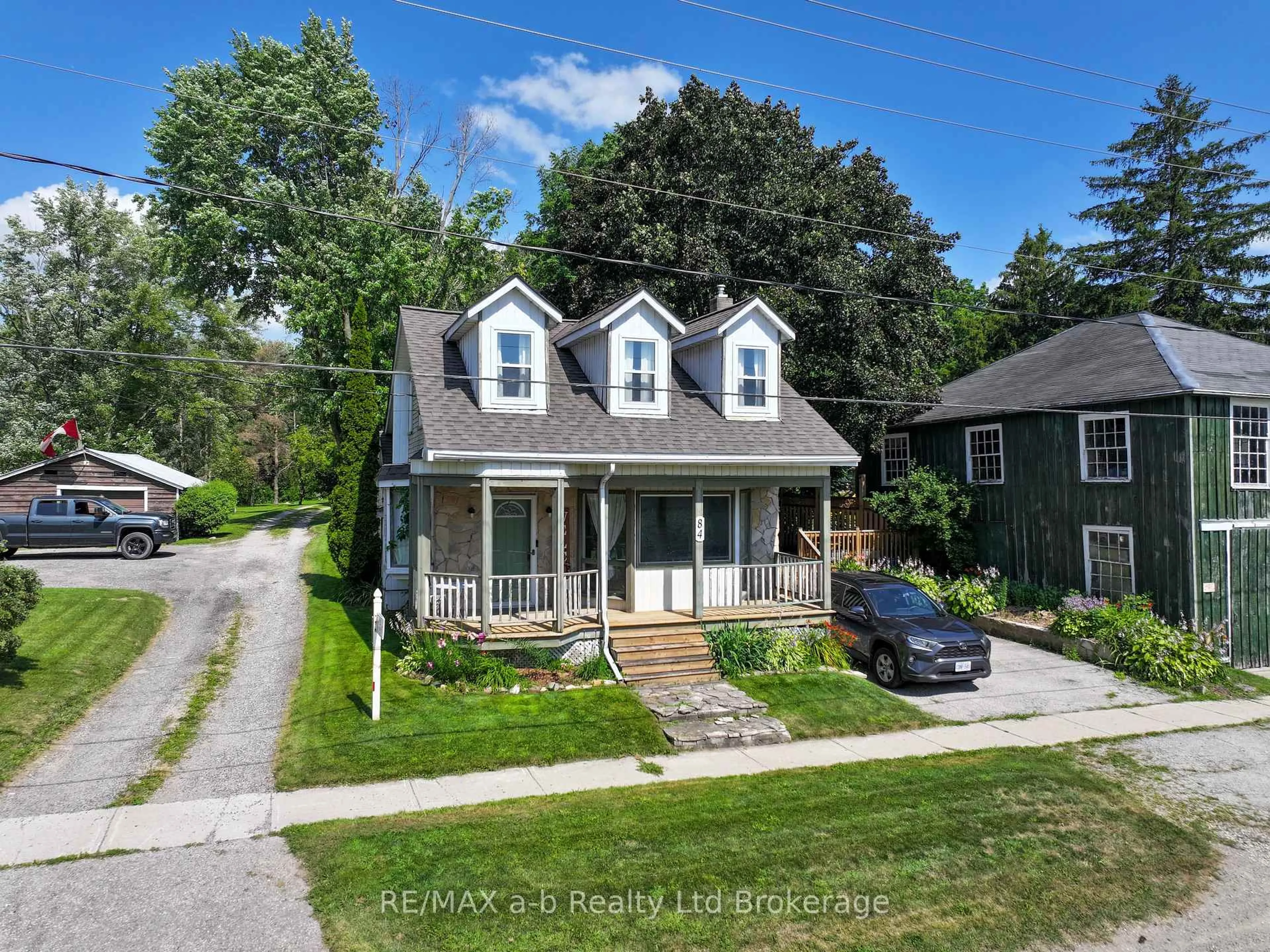 A pic from outside/outdoor area/front of a property/back of a property/a pic from drone, street for 84 BAIRD St, Blandford-Blenheim Ontario N0J 1B0