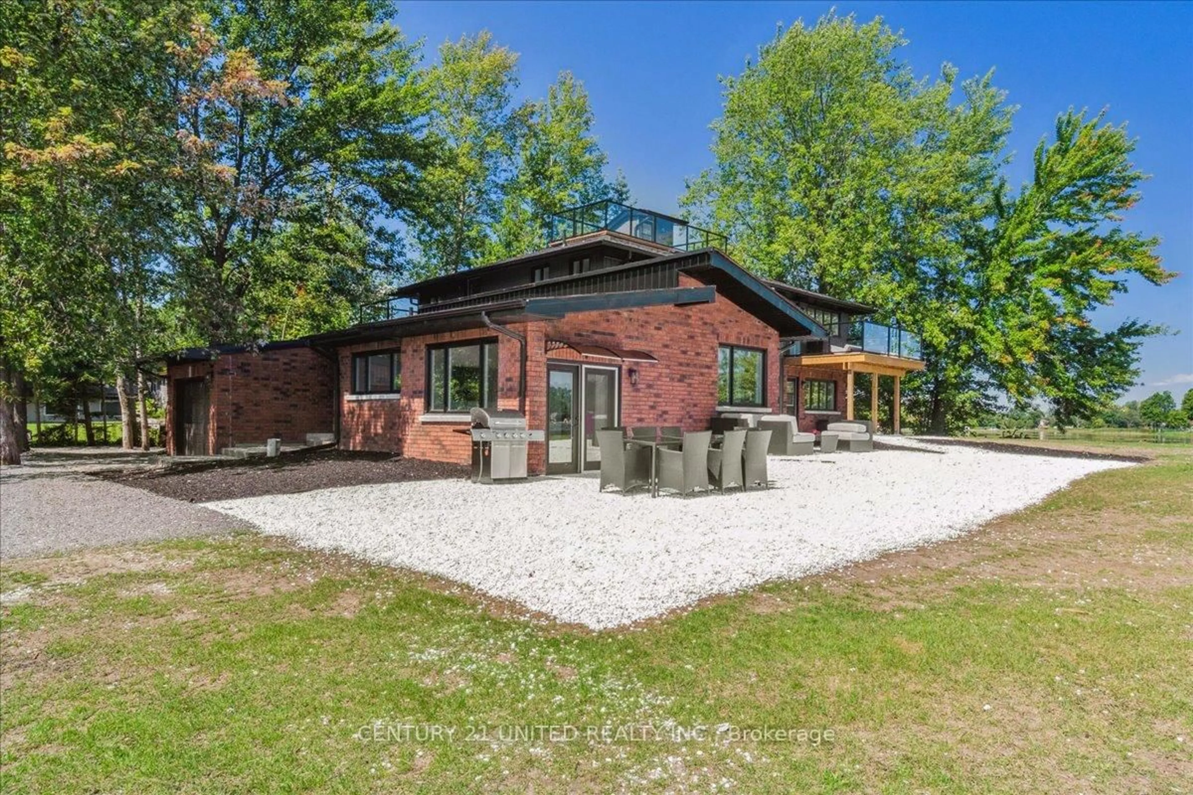 Patio, unknown for 15 Bertha St, Kawartha Lakes Ontario K9J 6X3