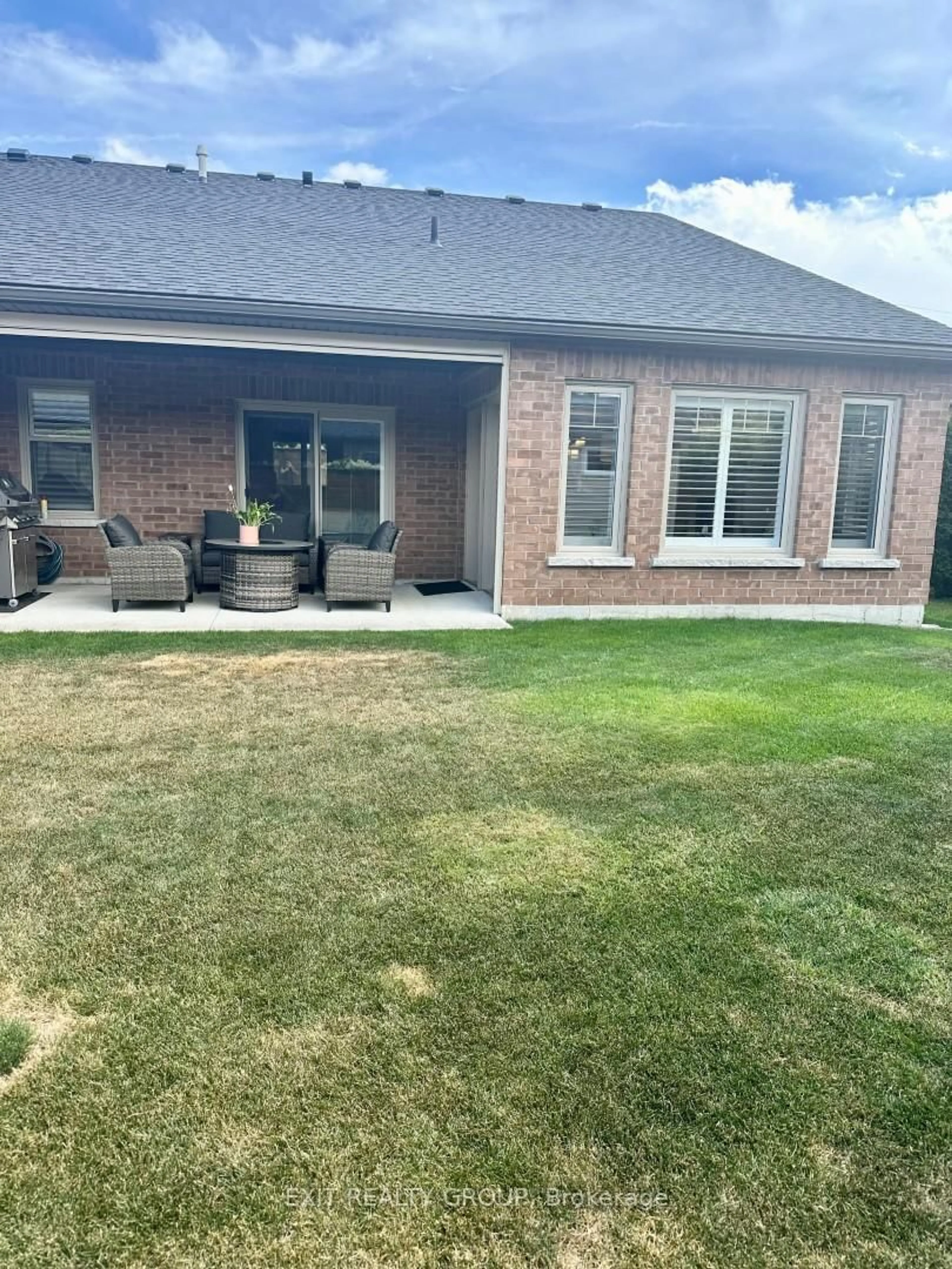Patio, unknown for 136 Raglan St, Brighton Ontario K0K 1H0