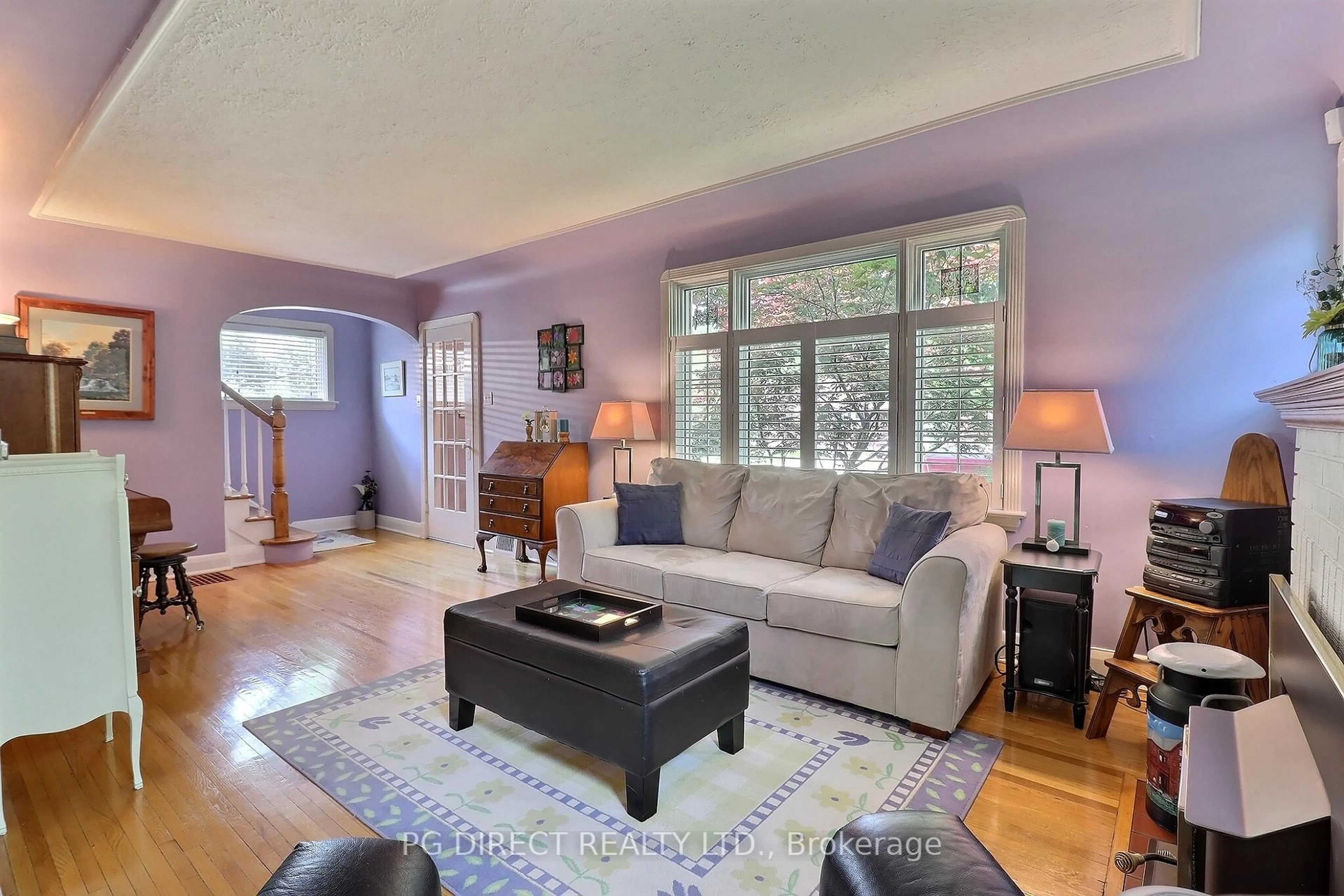 Living room with furniture, unknown for 17 Doulton St, London East Ontario N5W 2P6