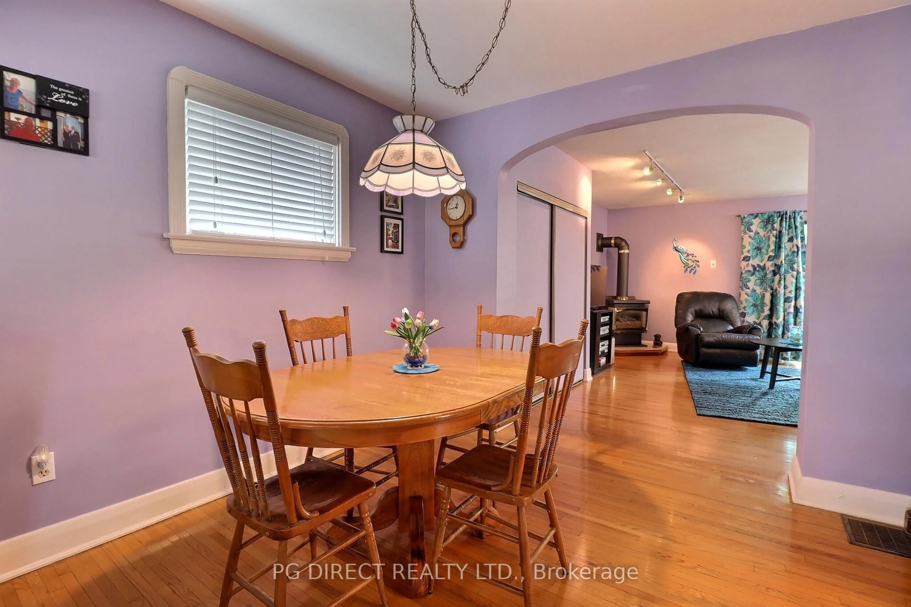 Dining room, wood/laminate floor for 17 Doulton St, London East Ontario N5W 2P6