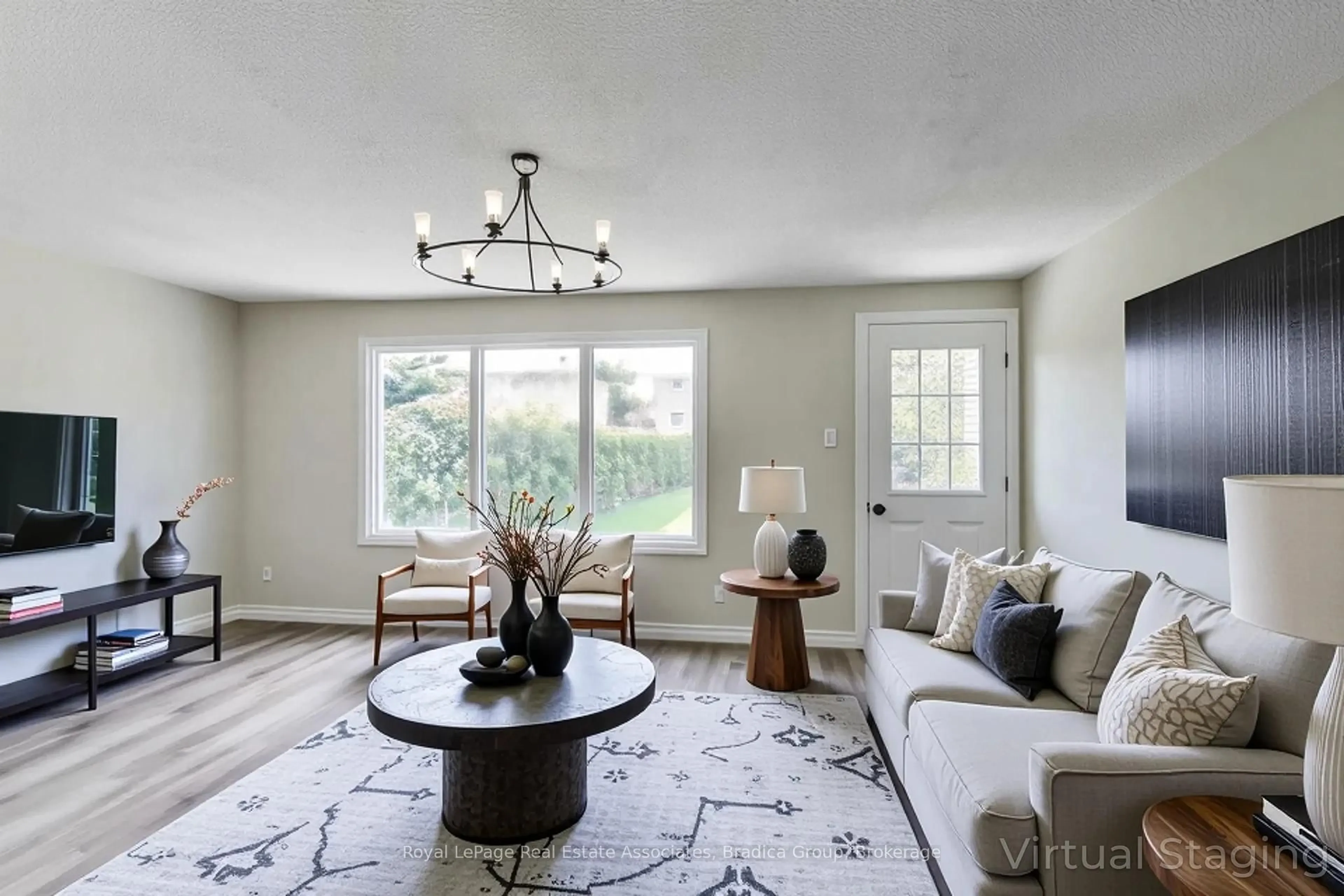 Living room with furniture, unknown for 22 Lucerne Dr, Kitchener Ontario N2E 1B3