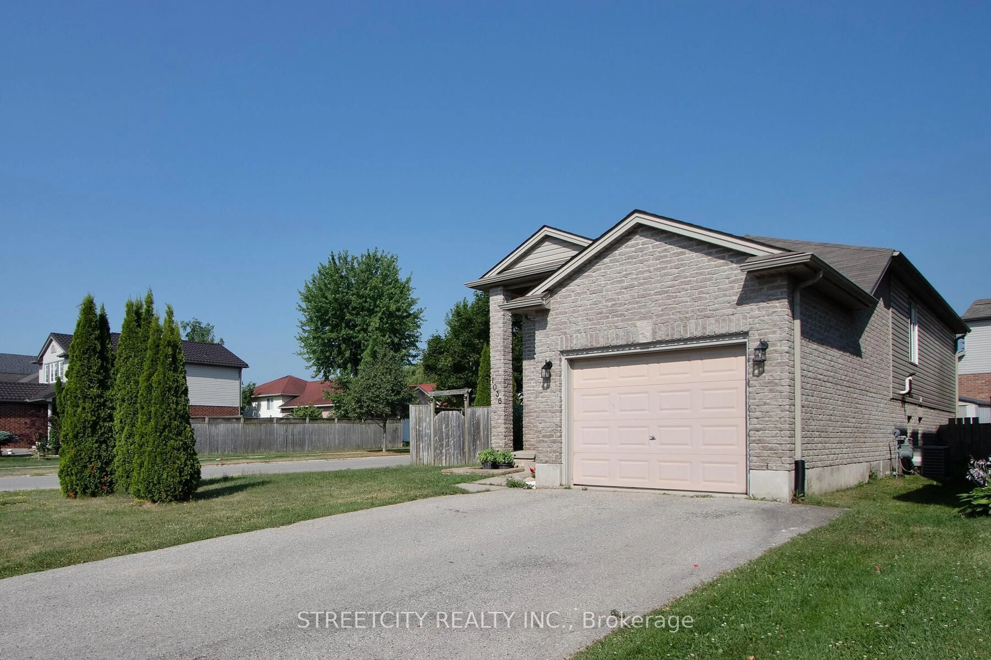 Home with brick exterior material, street for 1036 Marigold St, London North Ontario N5X 4N9