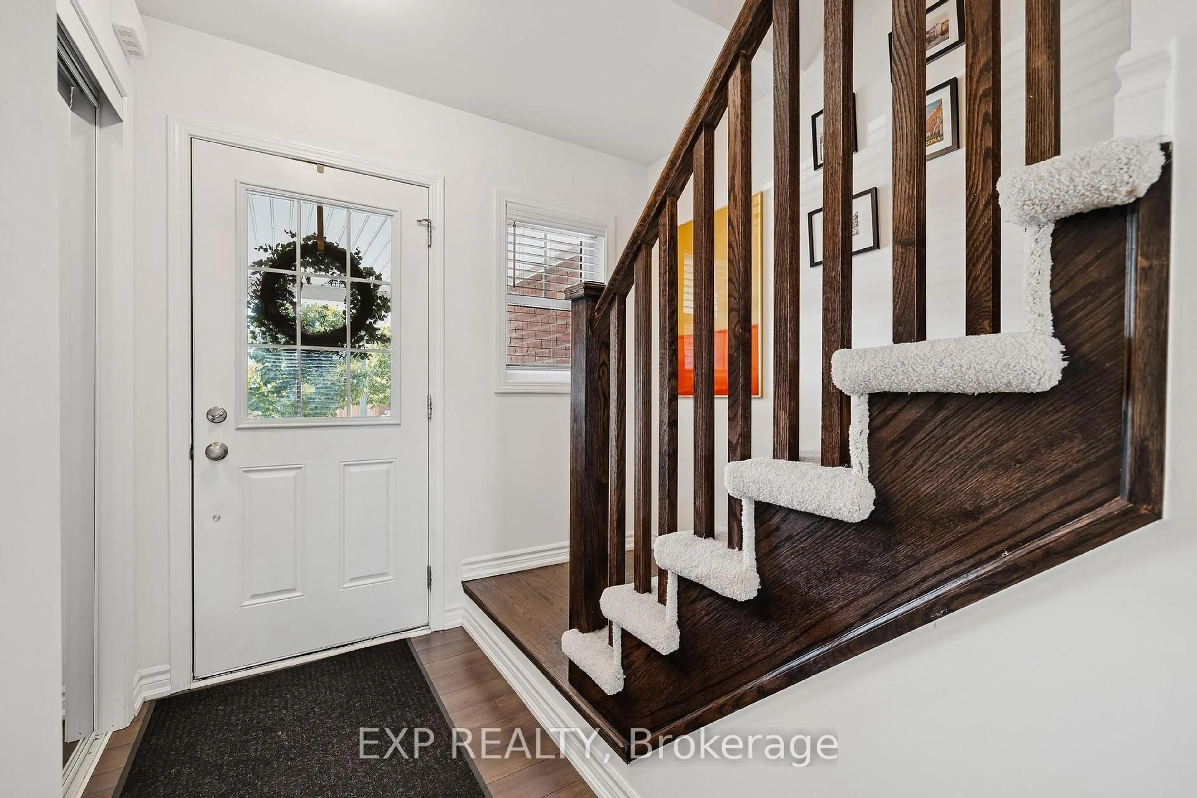 Indoor entryway for 242 Waterbrook Lane, Kitchener Ontario N2P 0H7