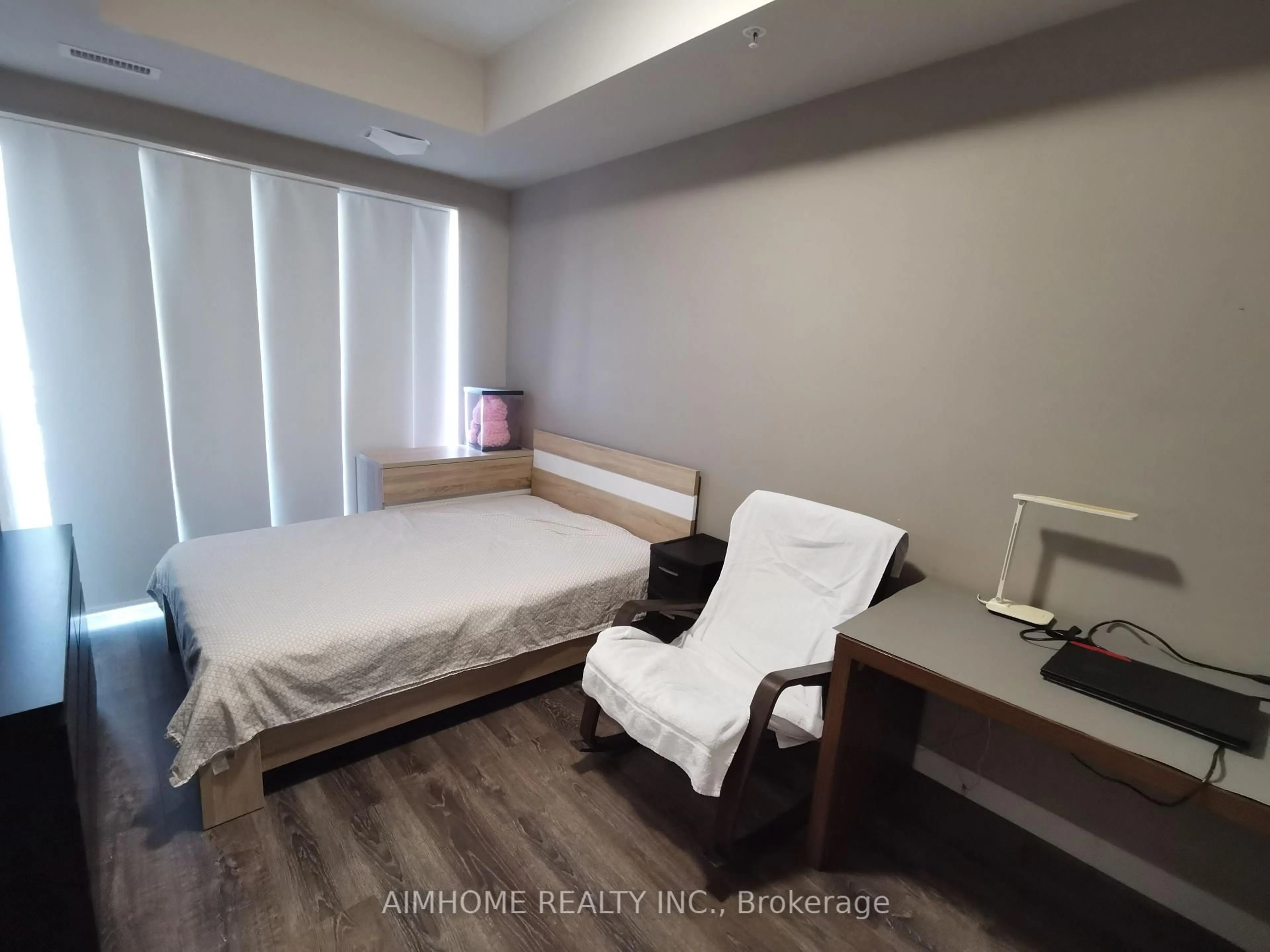 A pic of a room for 280 Lester St #614, Waterloo Ontario N2L 3W6