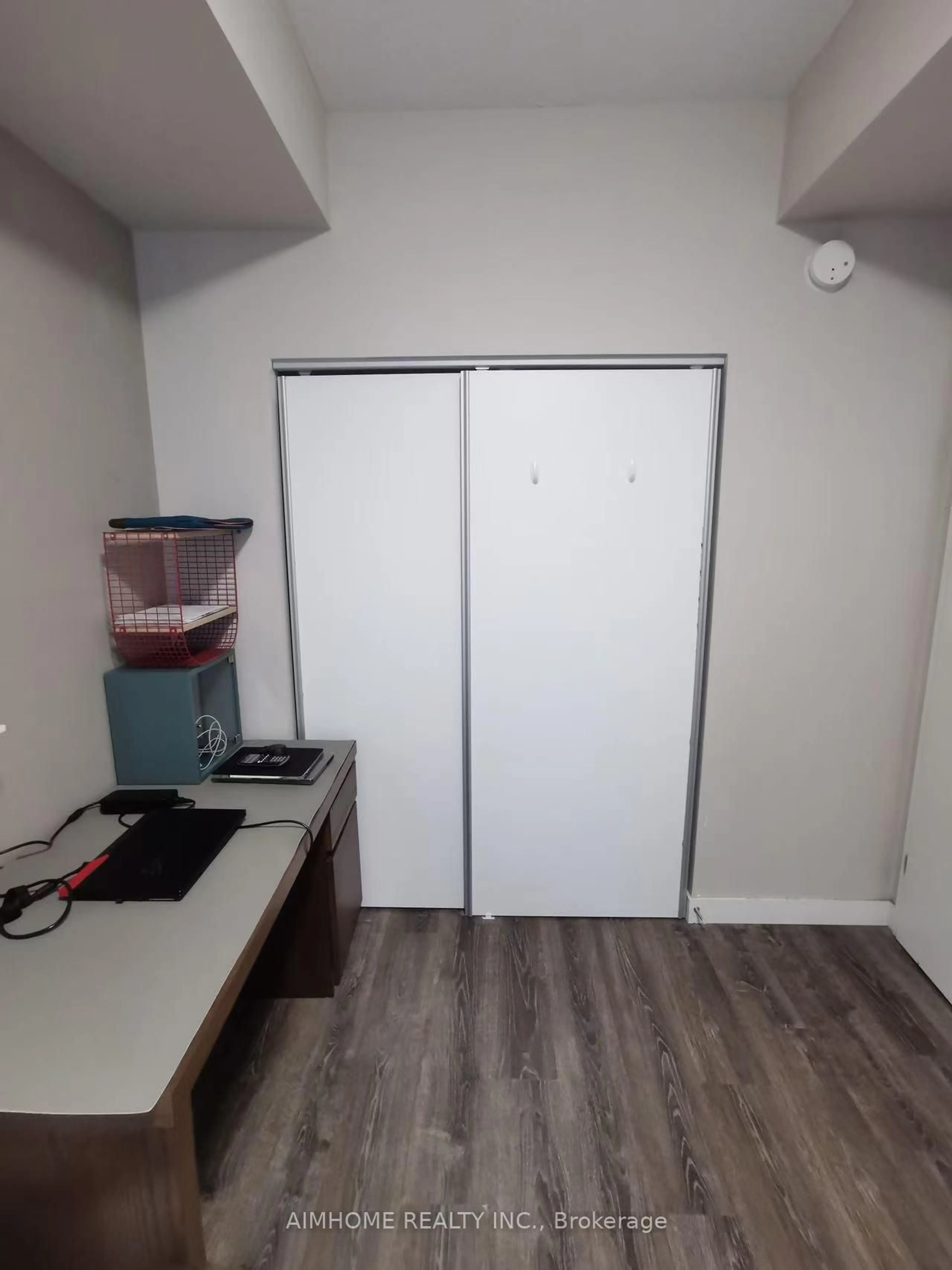 A pic of a room for 280 Lester St #614, Waterloo Ontario N2L 3W6