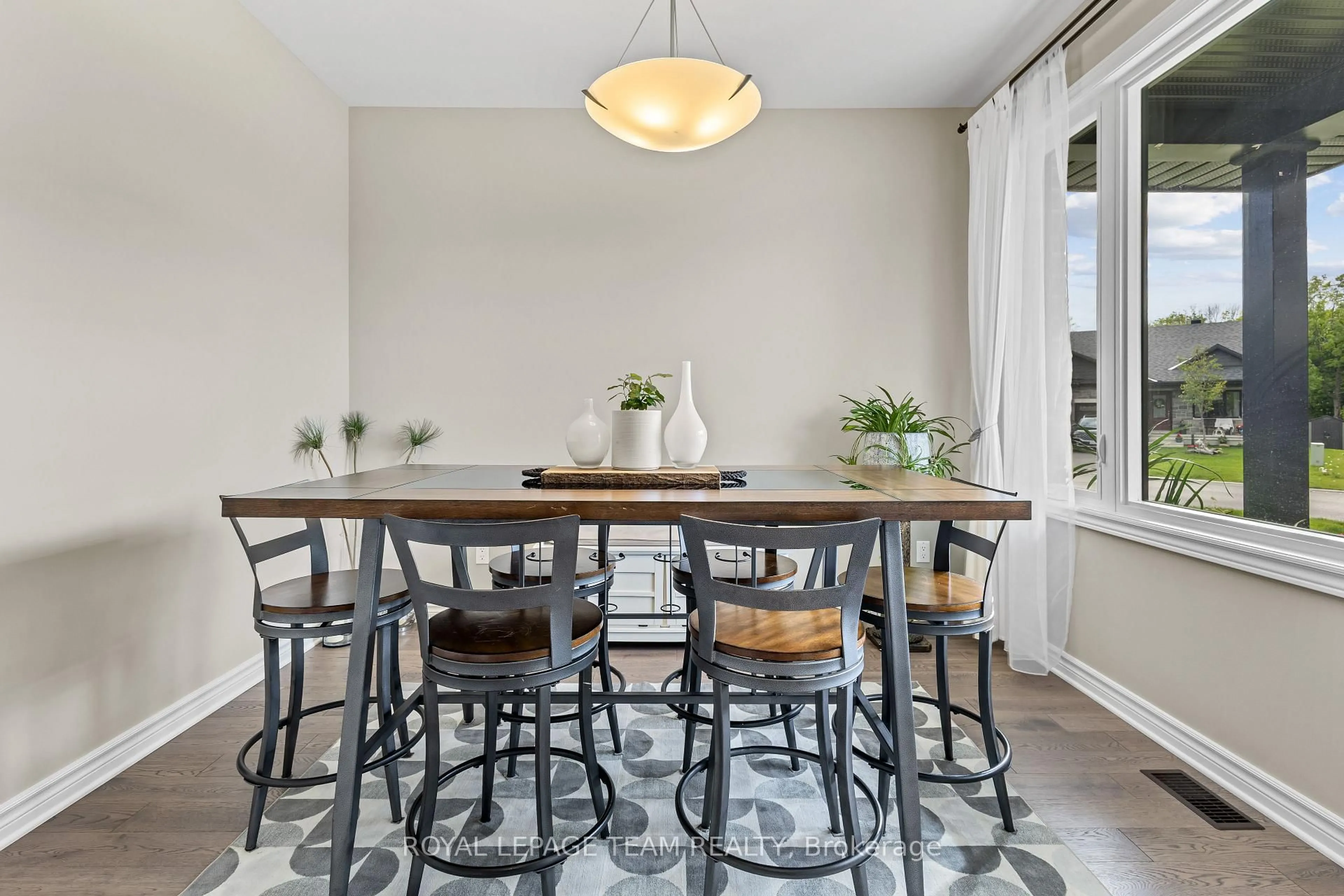 Dining room, unknown for 20 Seabert Dr, Arnprior Ontario K7S 0H9