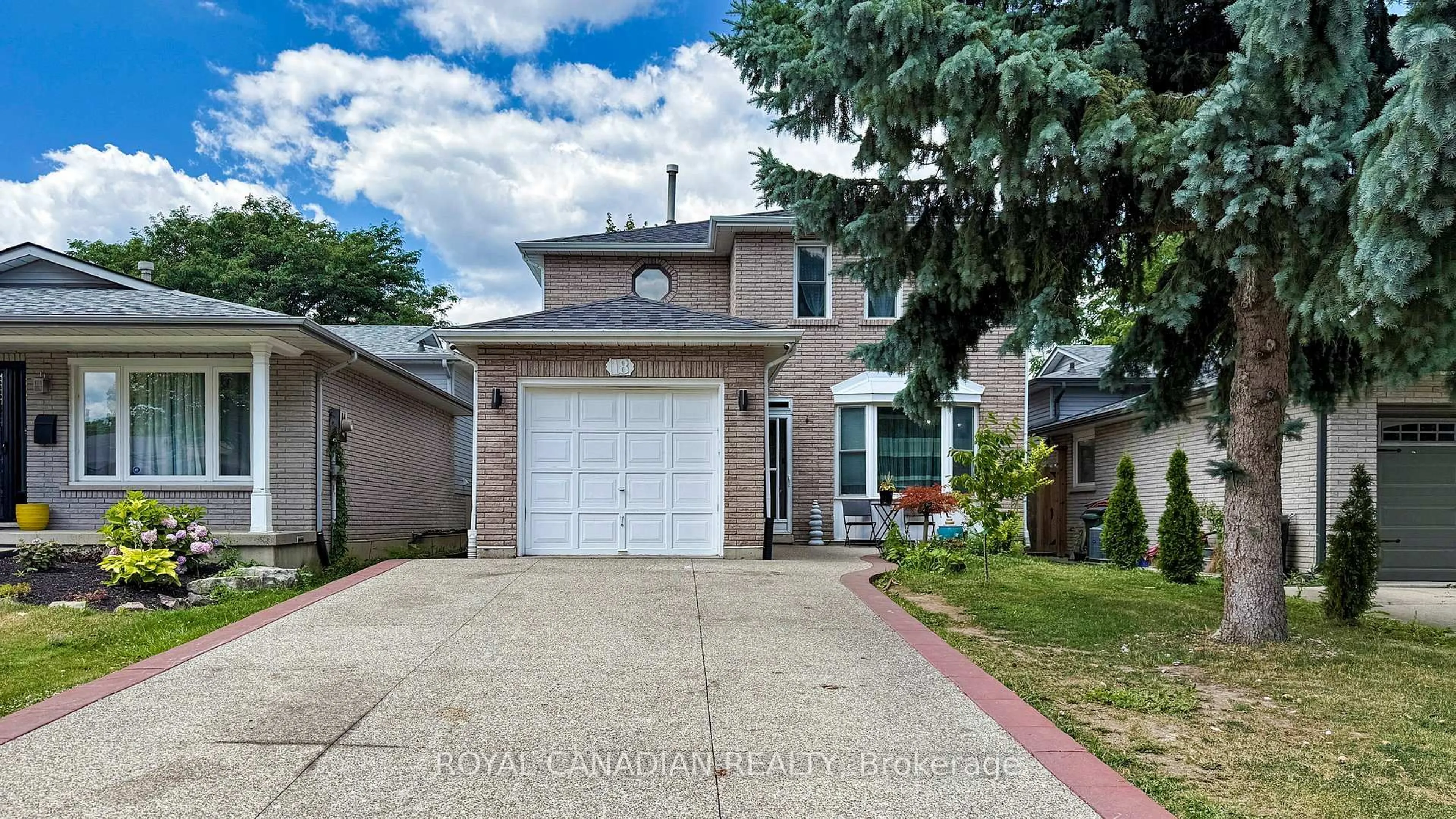 Home with brick exterior material, street for 18 Millpond Pl, Hamilton Ontario L8W 2W7