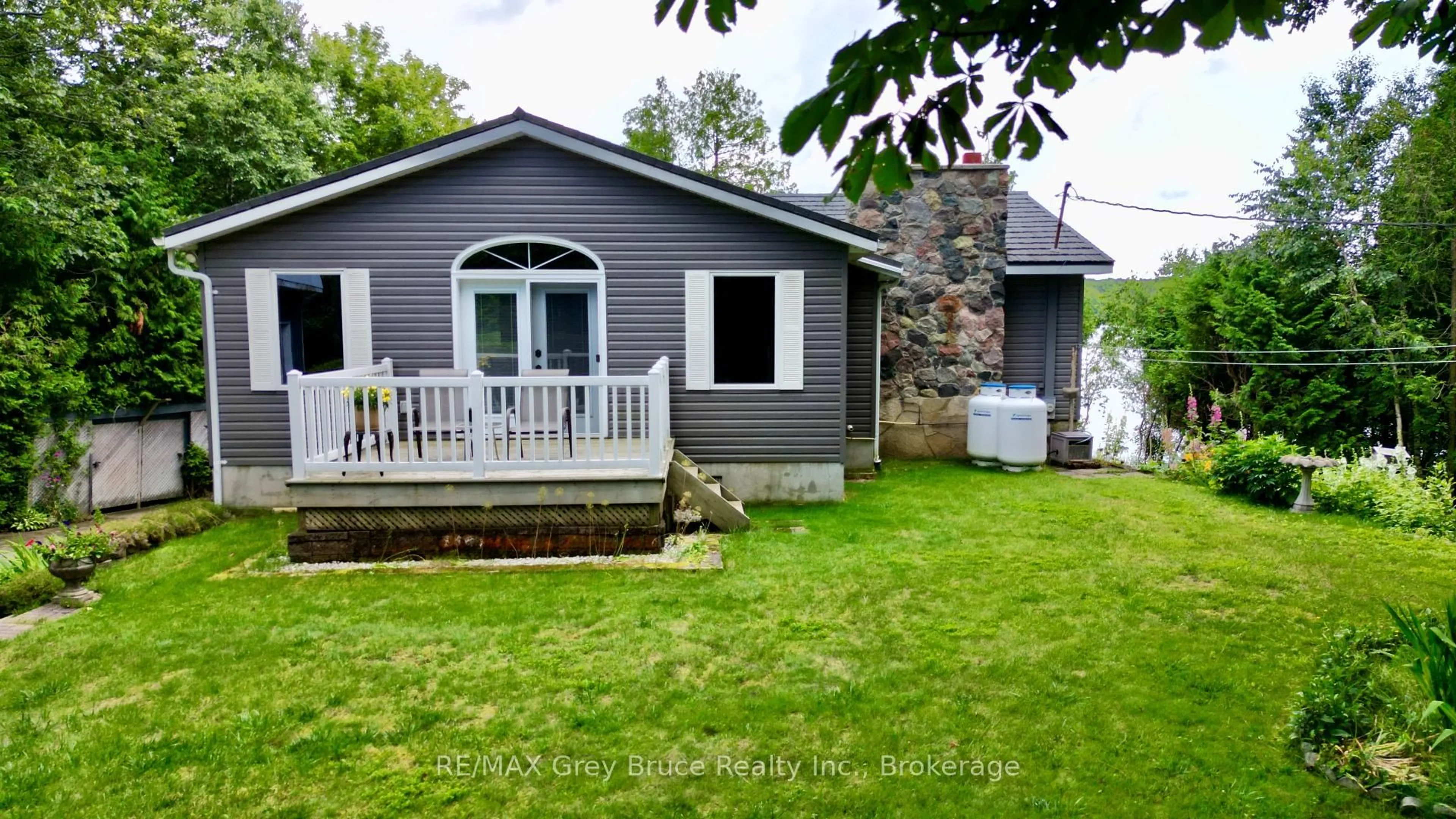 Unknown for 340 Barney's Blvd, Northern Bruce Peninsula Ontario N0H 1Z0