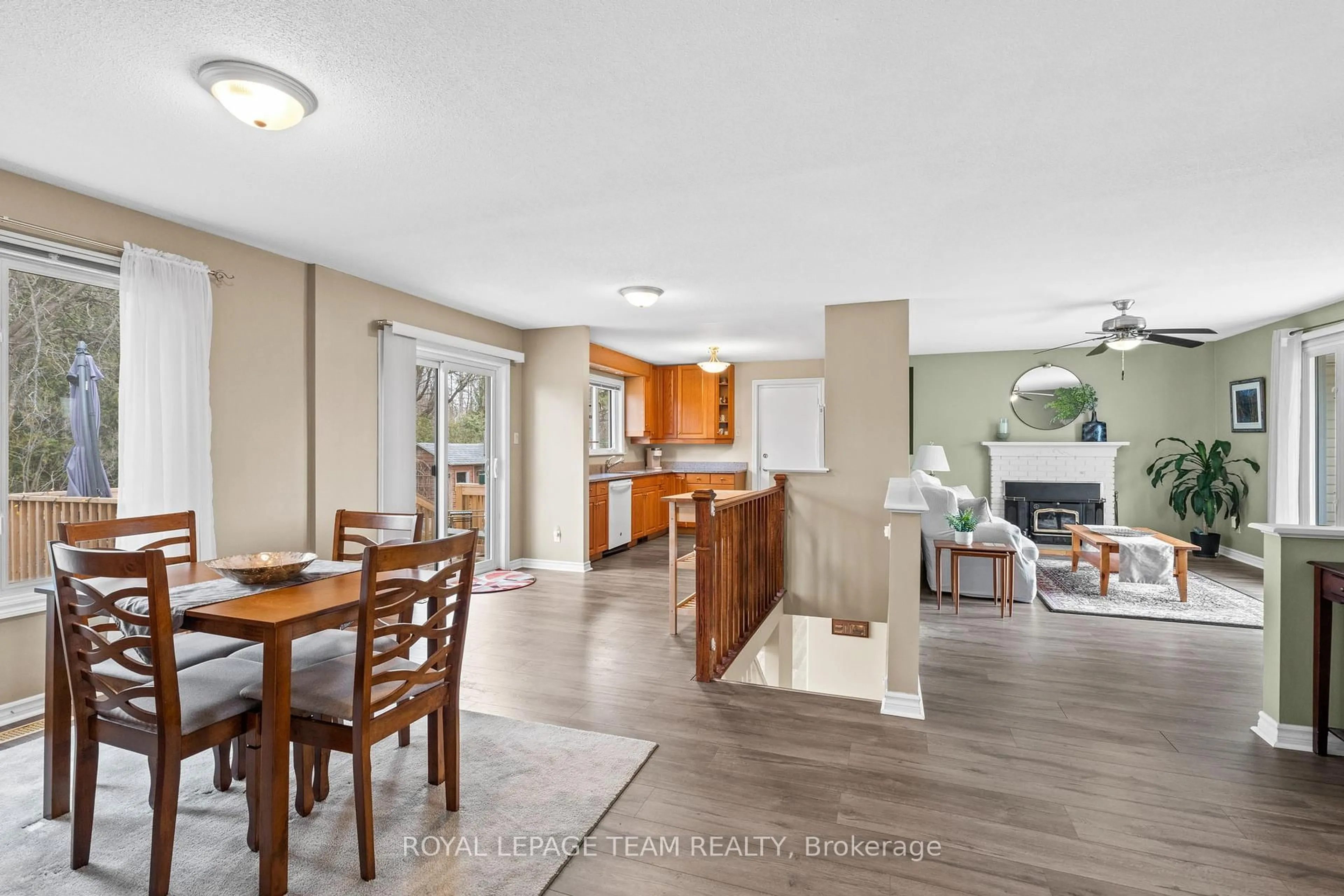 Open concept kitchen, unknown for 6481 Rideau Valley Dr, Manotick Ontario K4M 1B3