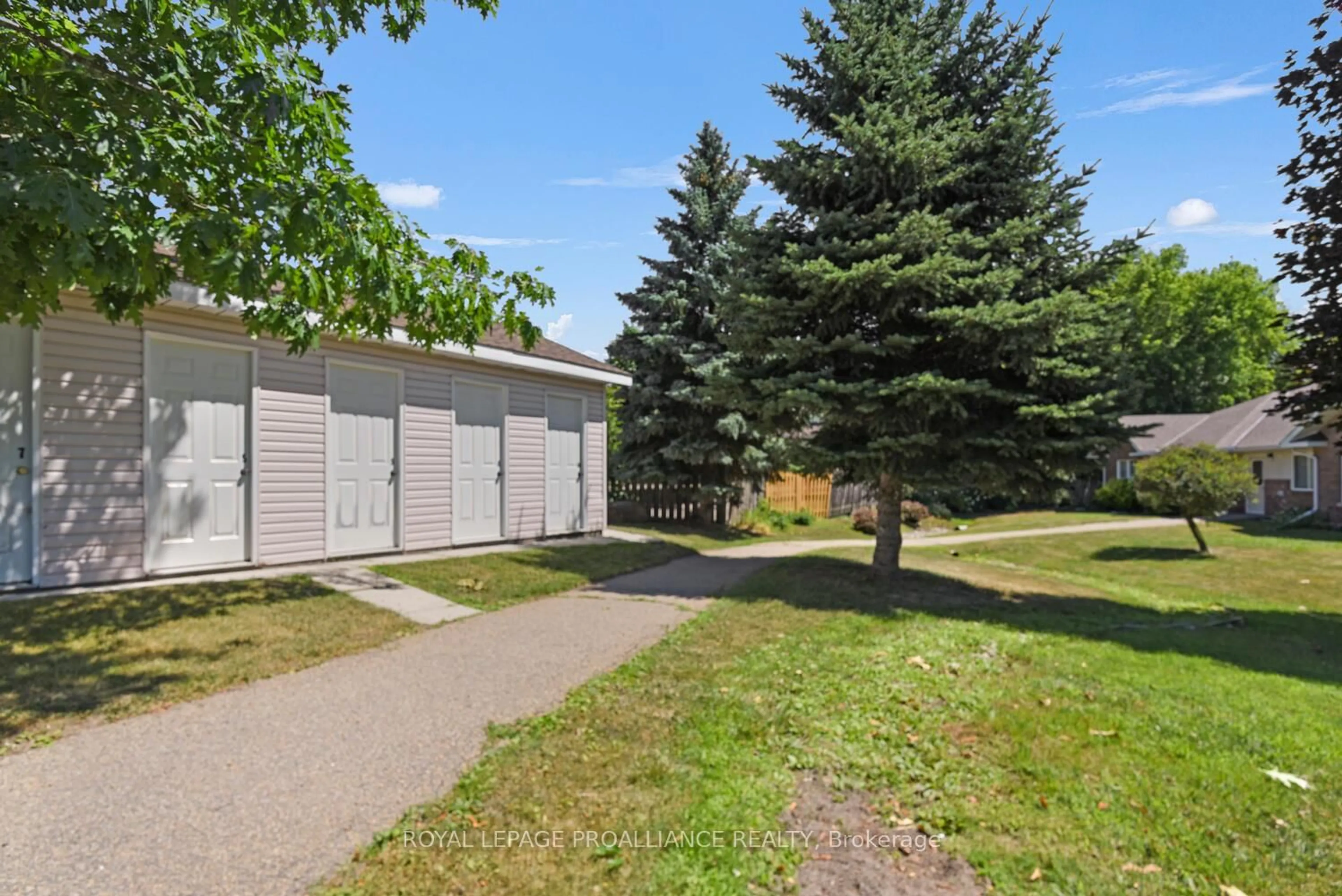 Unknown for 1171 Millwood Ave #11, Brockville Ontario K6V 7L5