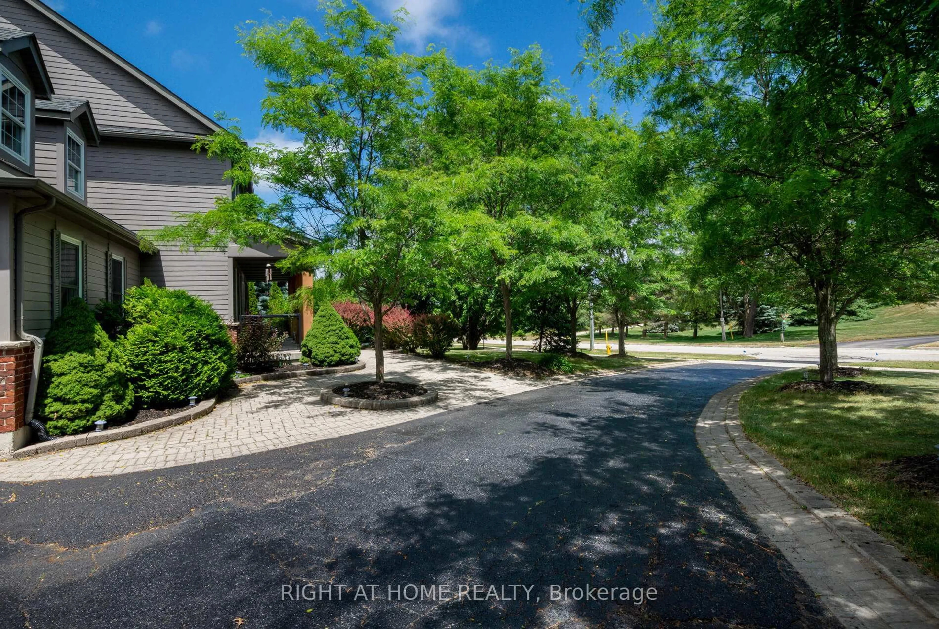 A pic from outside/outdoor area/front of a property/back of a property/a pic from drone, street for 713120 First Line, Mono Ontario L9W 5K4