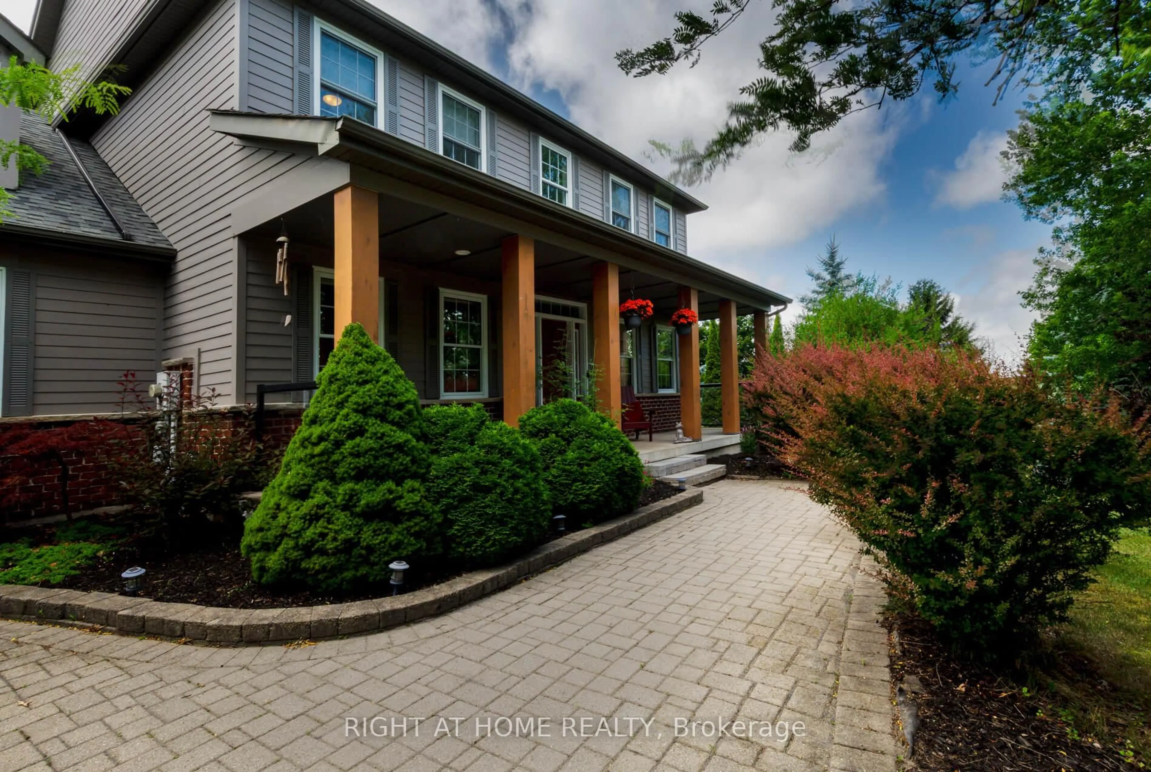 Home with brick exterior material, street for 713120 First Line, Mono Ontario L9W 5K4
