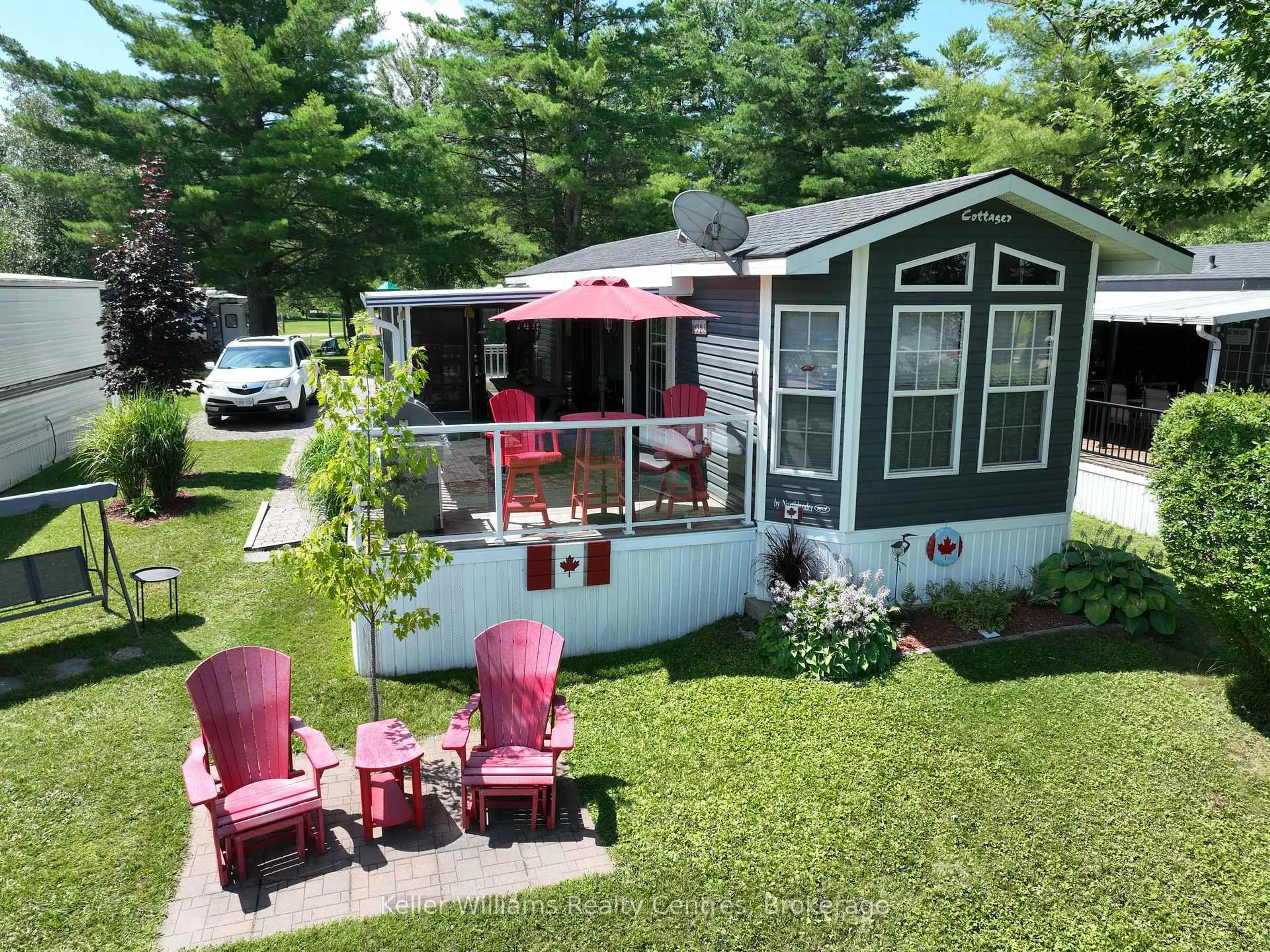 Patio, water/lake/river/ocean view for 13 Southline Ave #B104, Huron-Kinloss Ontario N0G 0E1