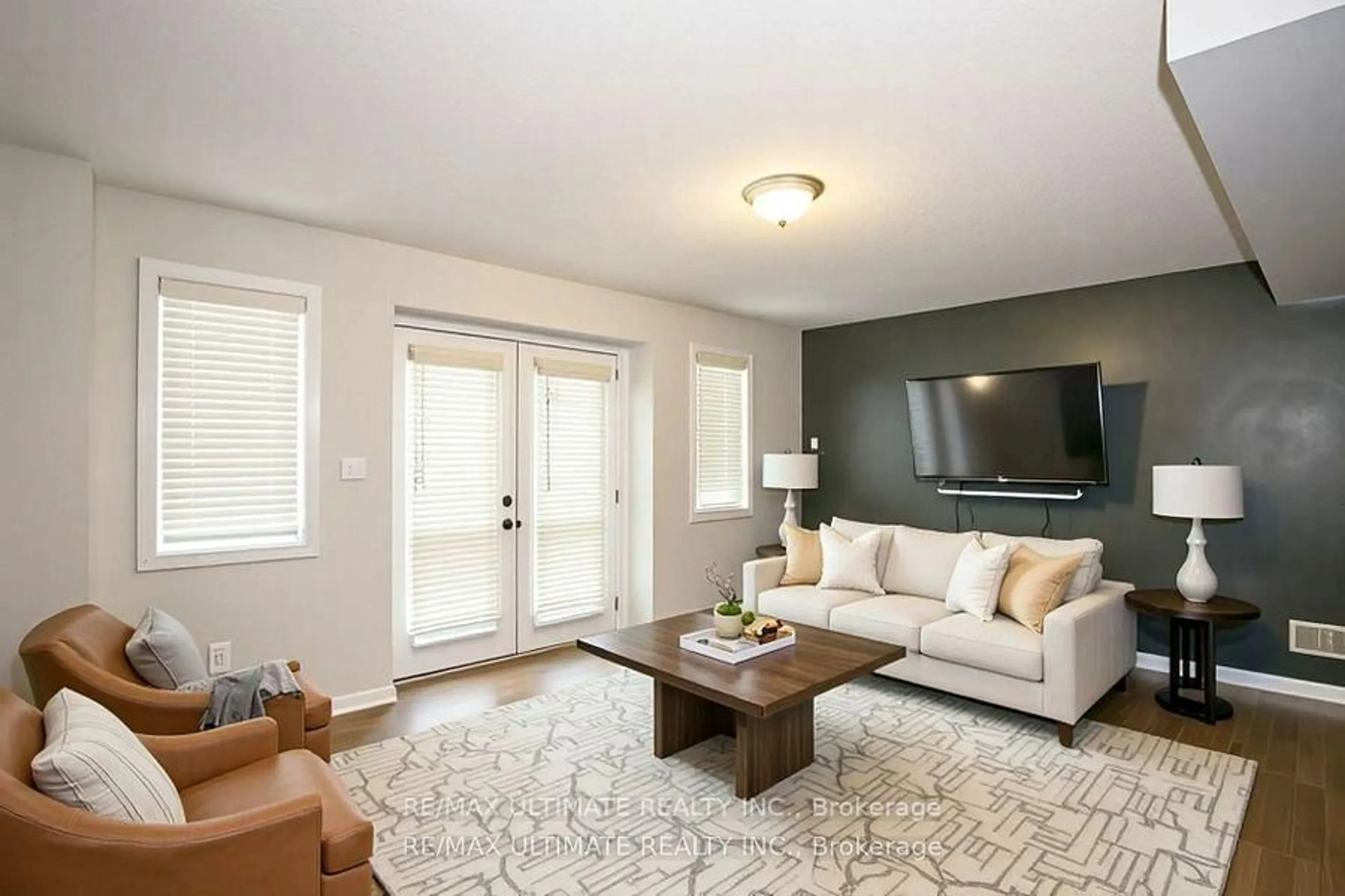 Living room with furniture, unknown for 15 CARERE Cres #41B, Guelph Ontario N1E 0K4