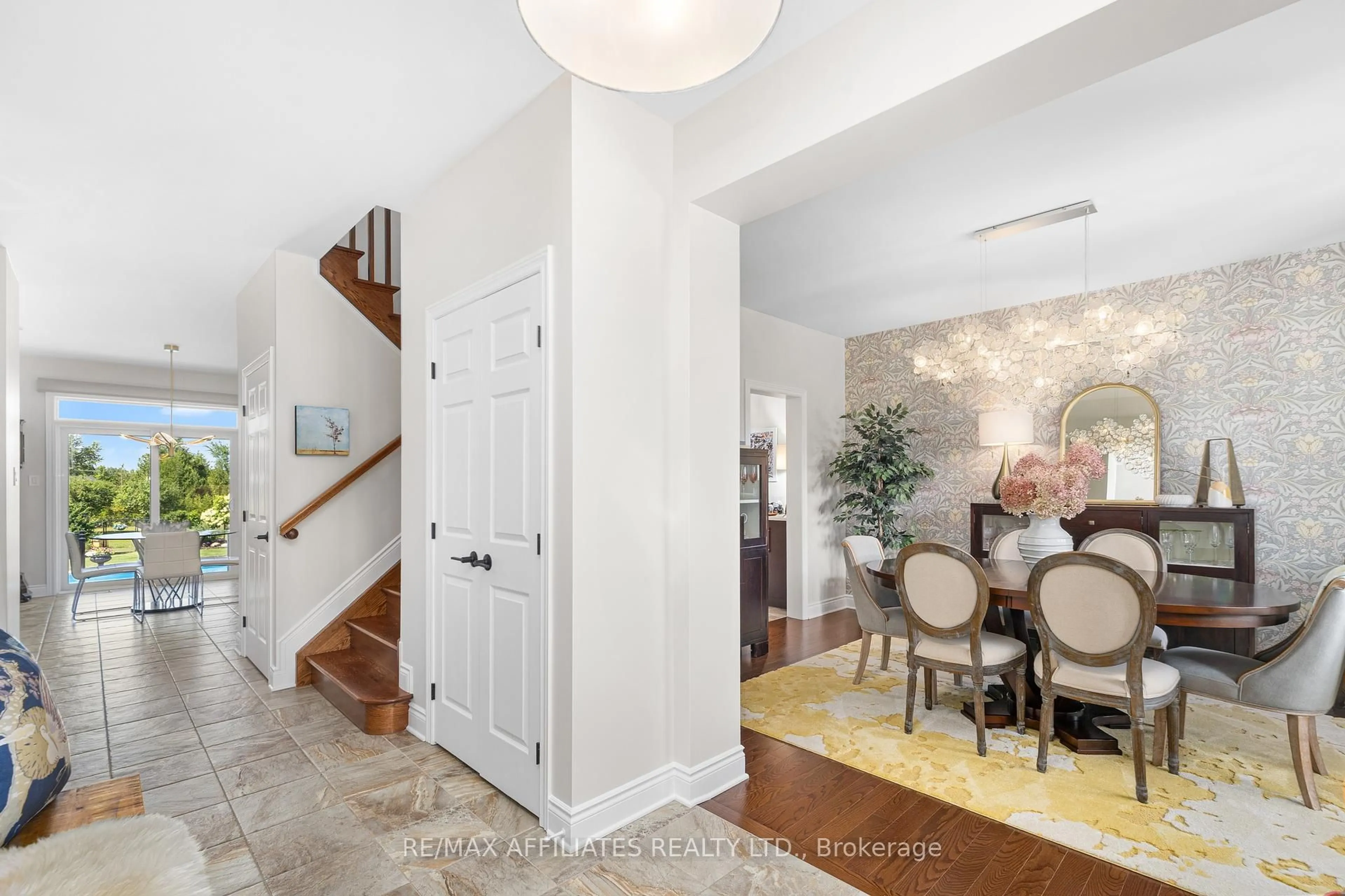 Indoor entryway for 179 William Hay Dr, Carleton Place Ontario K7C 0C4