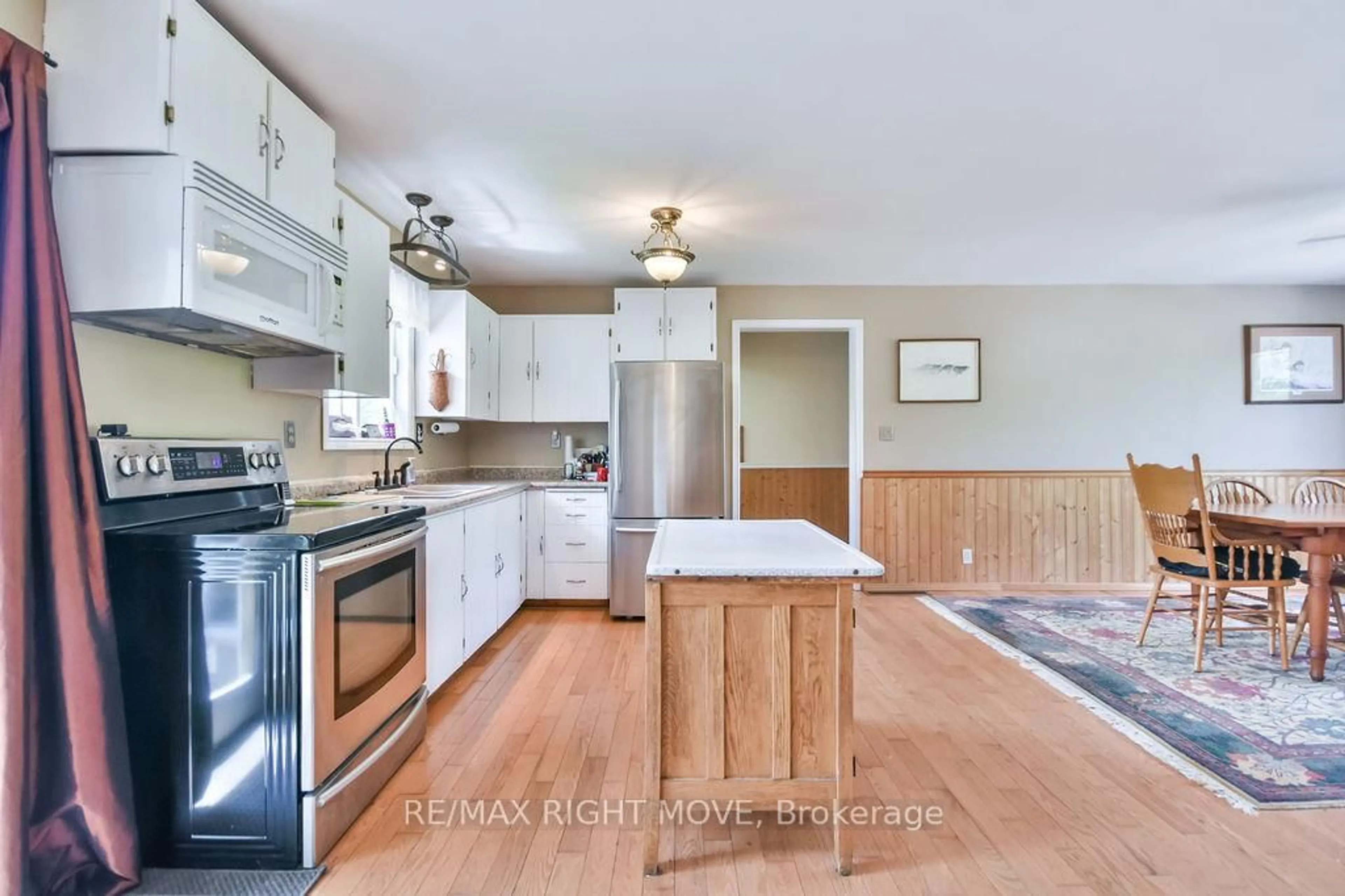 Open concept kitchen, unknown for 20 HILLS Rd, Kawartha Lakes Ontario L0K 1W0