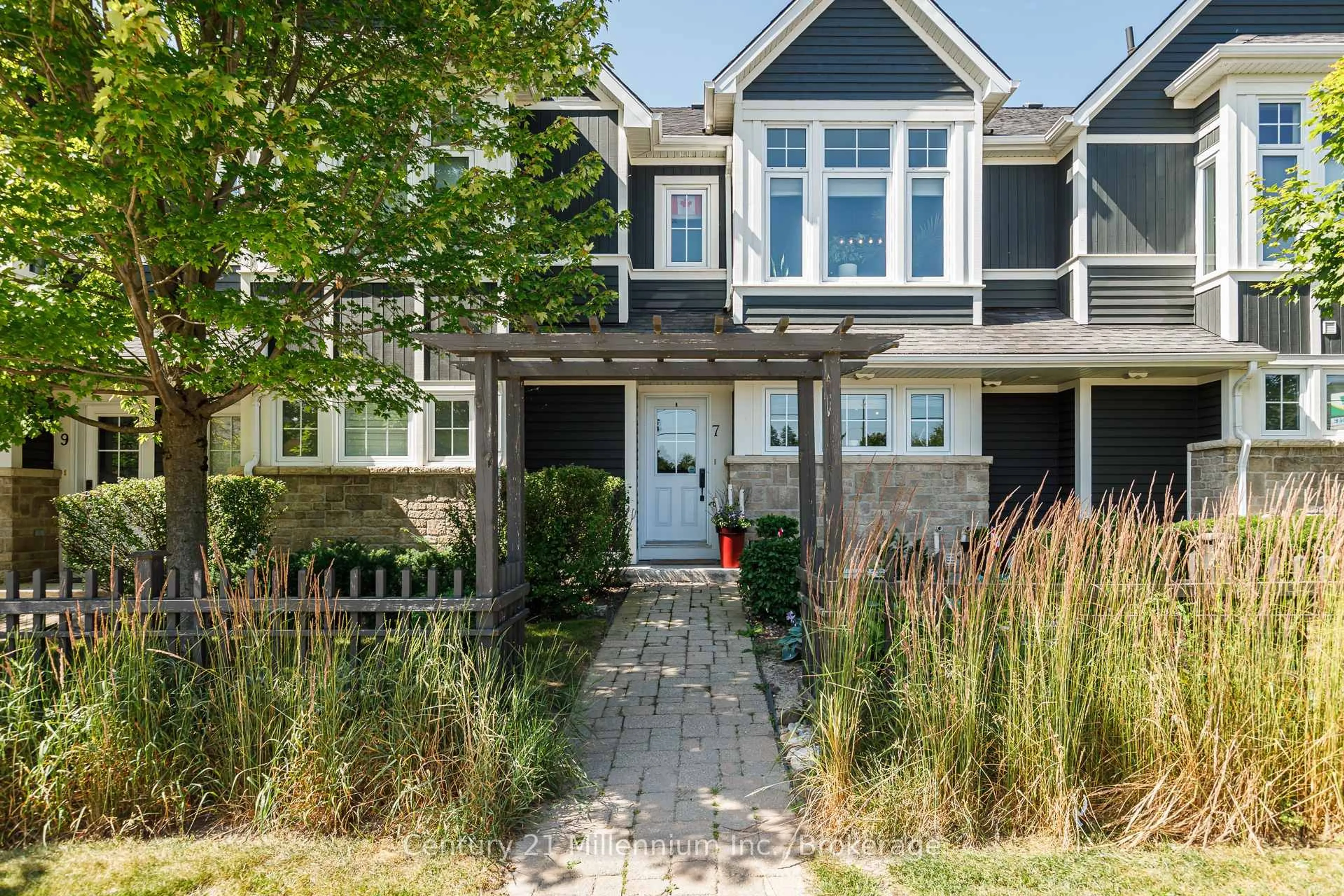 Home with vinyl exterior material, street for 59 King St #7, Blue Mountains Ontario N0H 2P0