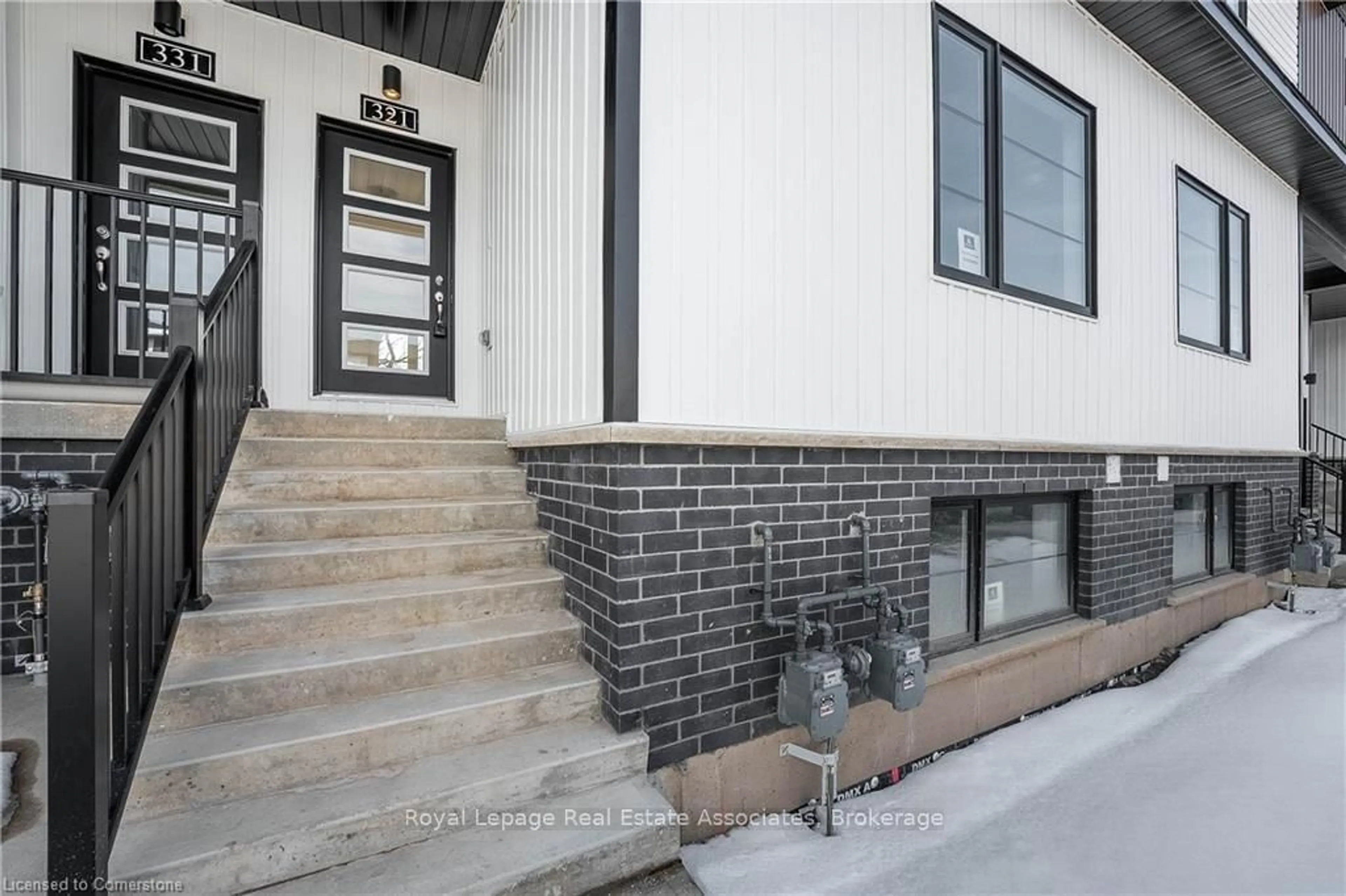 Home with brick exterior material, street for 4263 FOURTH Ave #321, Niagara Falls Ontario L2E 0C2
