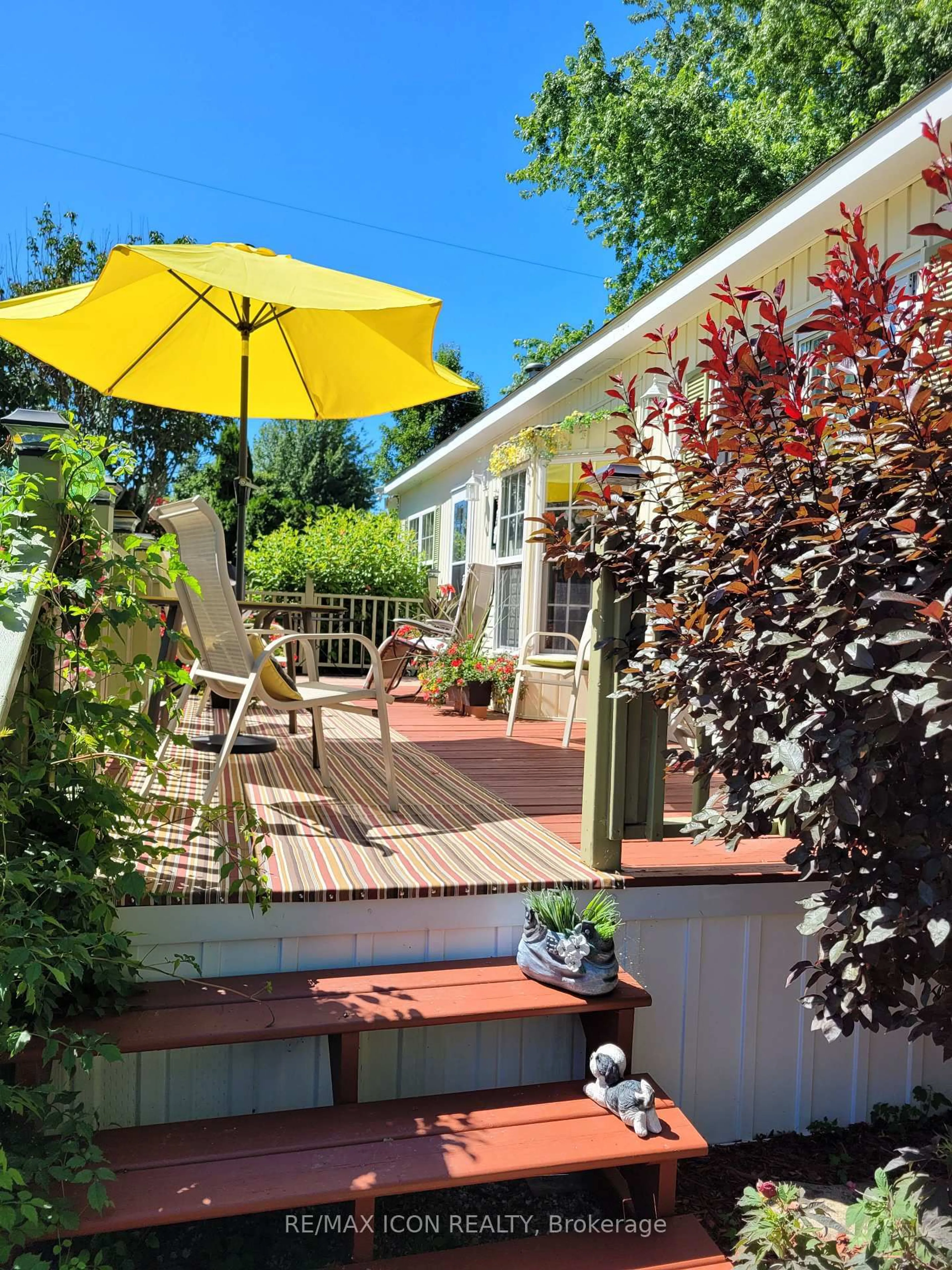 Patio, street for 77307 Bluewater Highway #9, Bluewater Ontario N0M 1G0