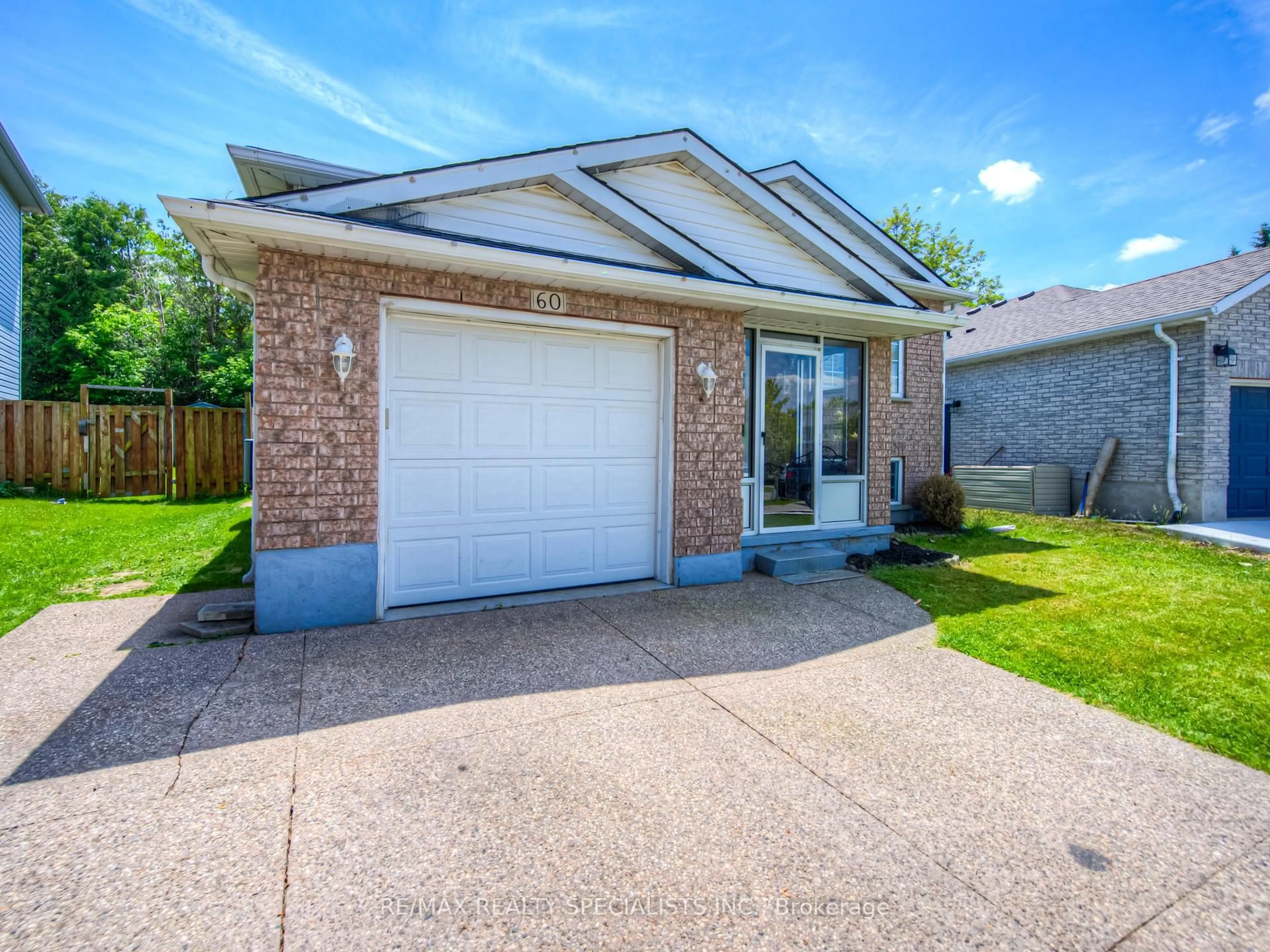 Home with brick exterior material, street for 60 Castlewood Pl, Cambridge Ontario N1R 8K6