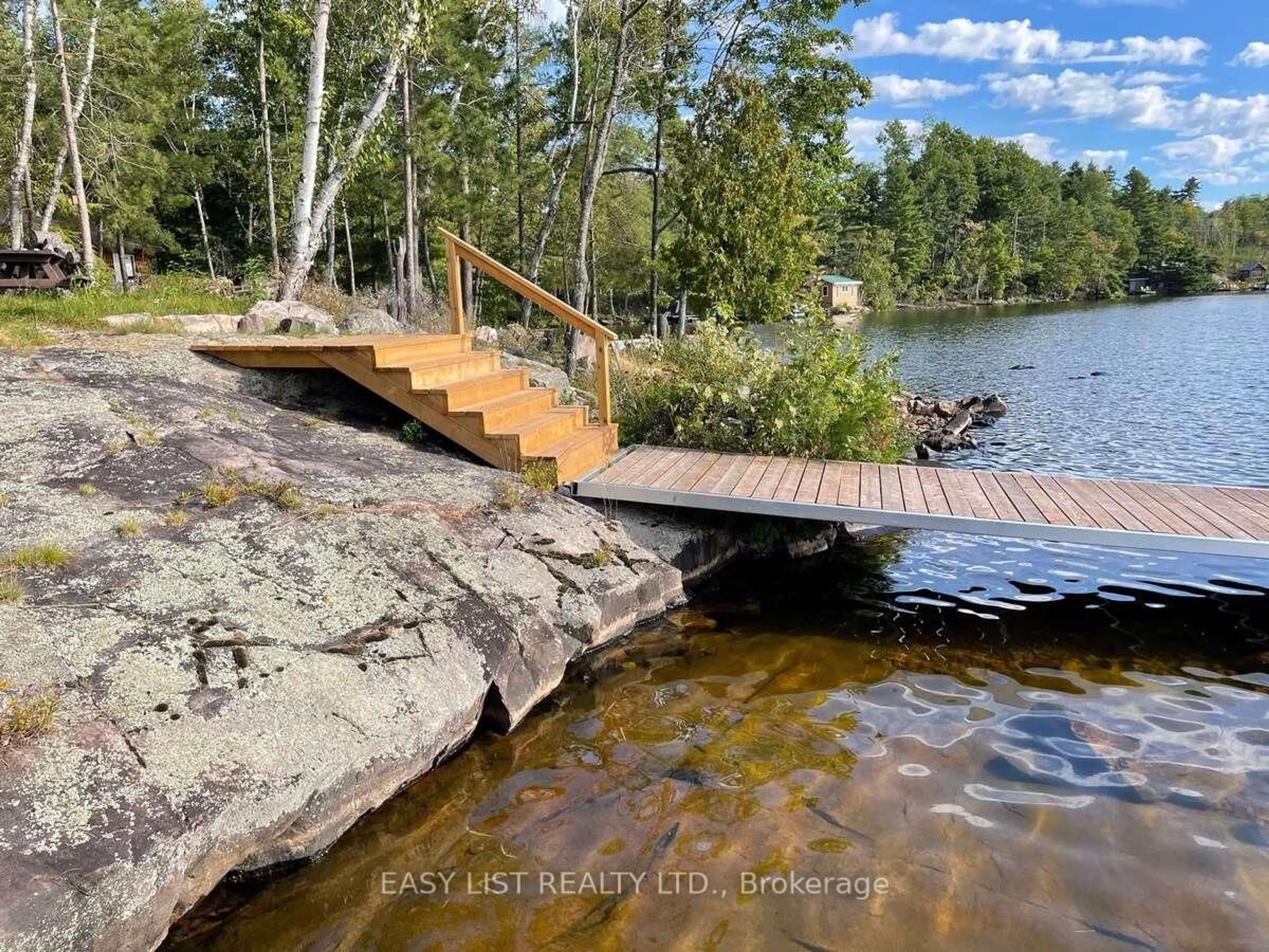 Unknown for 286 Mazinaw Lake, Cloyne Ontario K0H 1K0