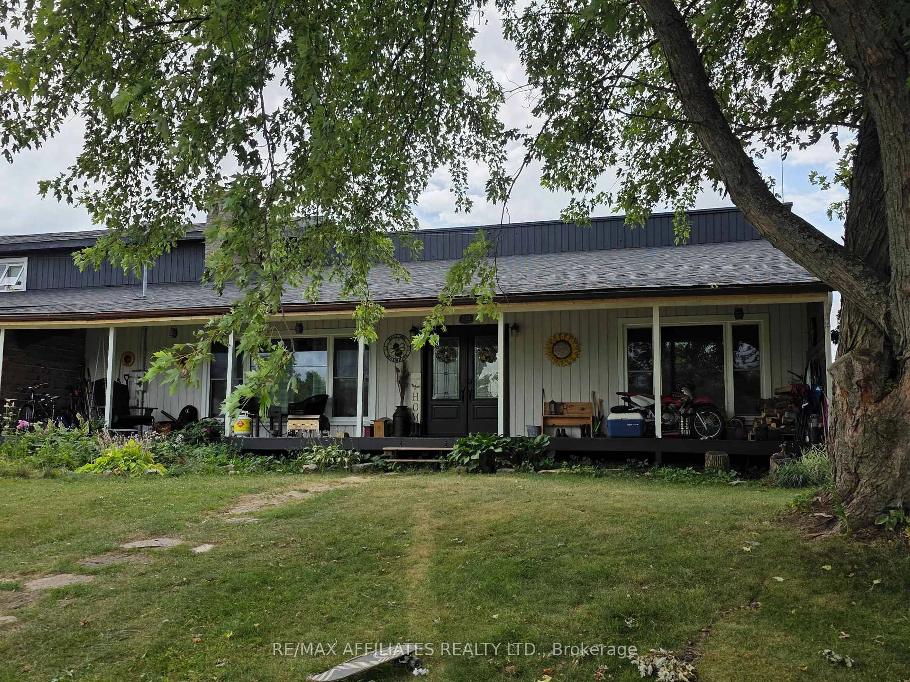 A pic from outside/outdoor area/front of a property/back of a property/a pic from drone, unknown for 712 Daytown Rd, Rideau Lakes Ontario K0E 1G0