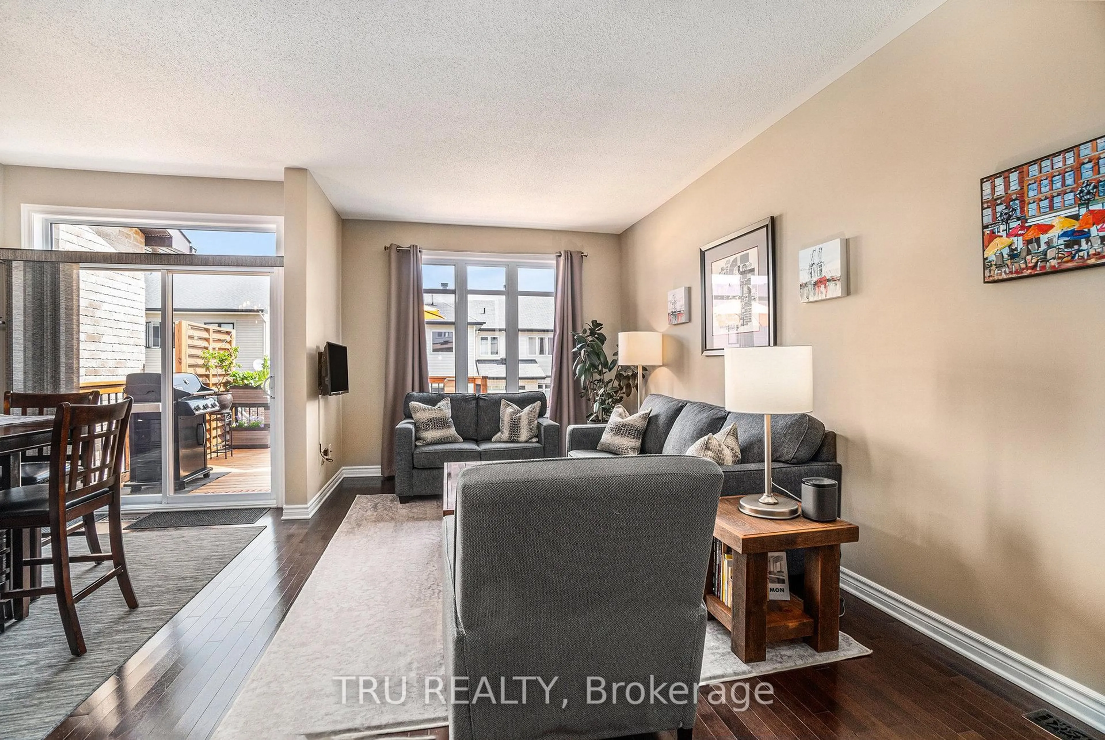 Living room with furniture, unknown for 1113 TISCHART Cres, Kanata Ontario K2T 0G7