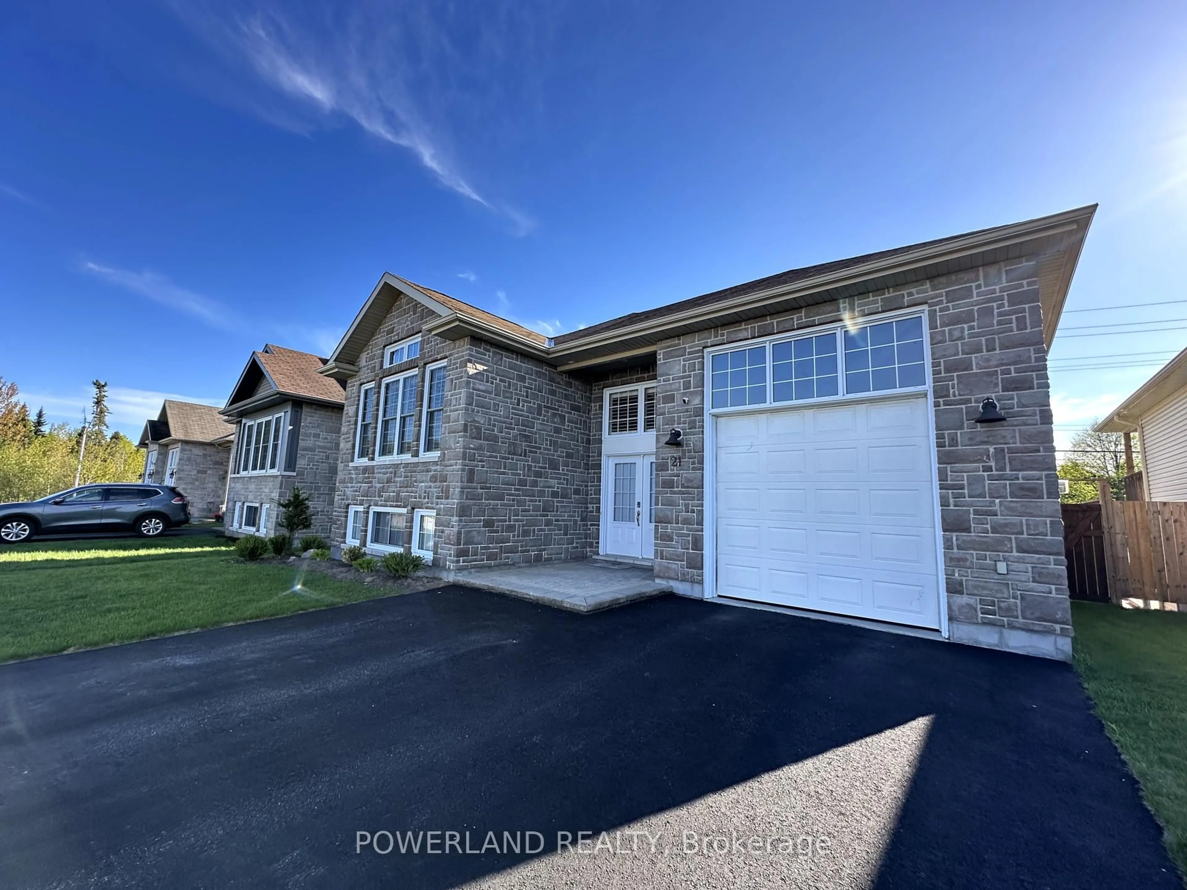 Unknown for 21 Brookland Dr, North Bay Ontario P1A 0A1