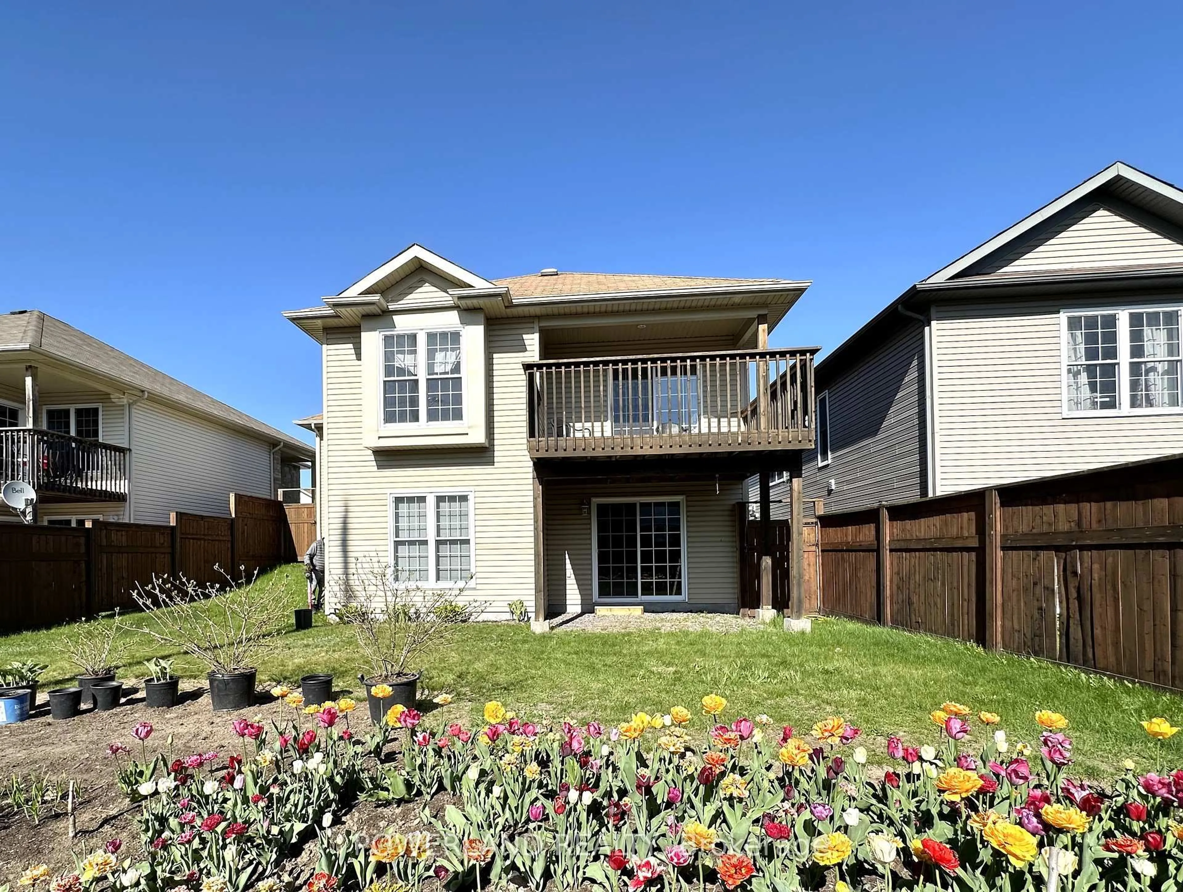 Home with vinyl exterior material, street for 21 Brookland Dr, North Bay Ontario P1A 0A1