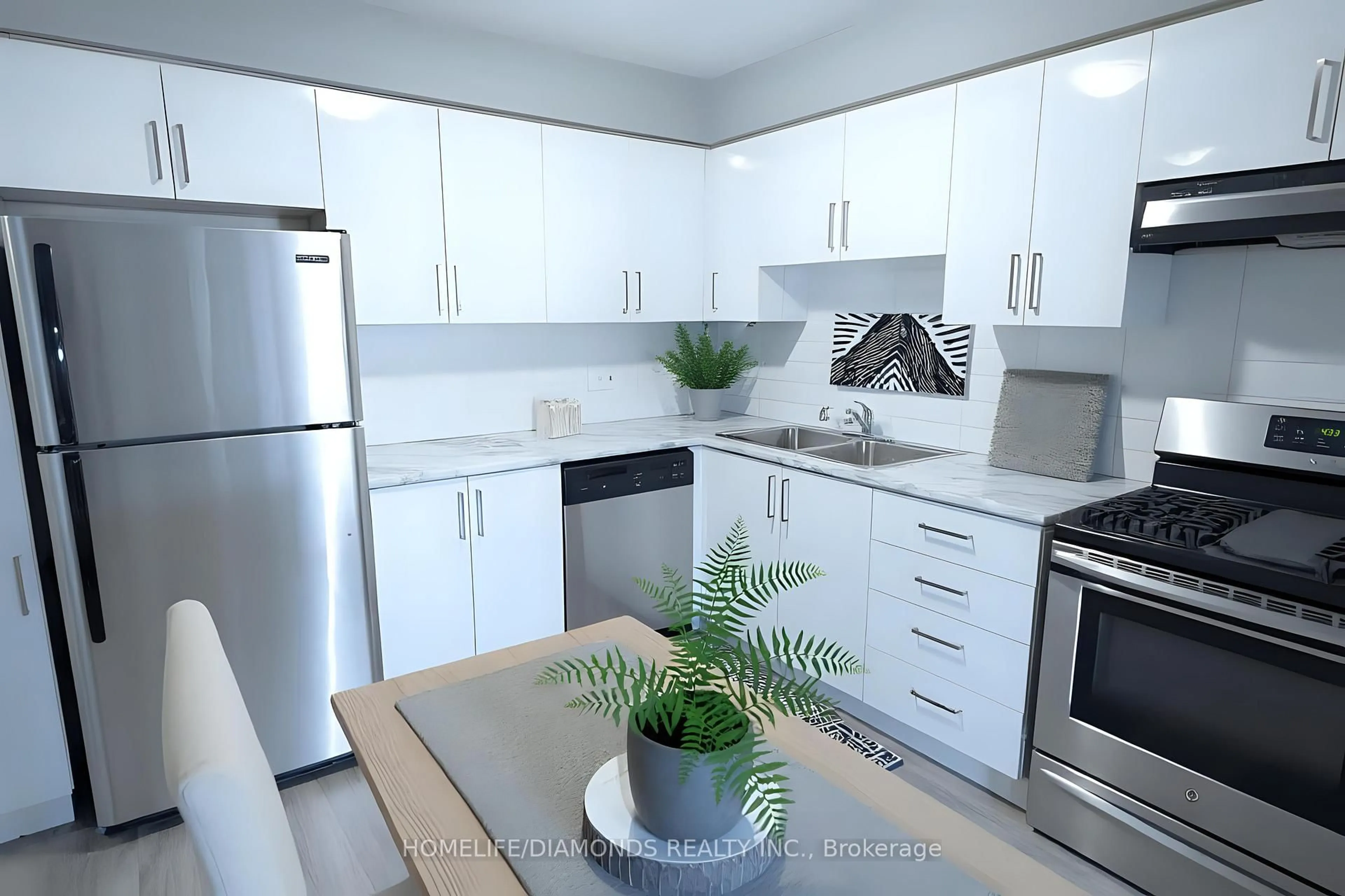 Standard kitchen, ceramic/tile floor for 32 NELSON Tr, Welland Ontario L3C 3V4
