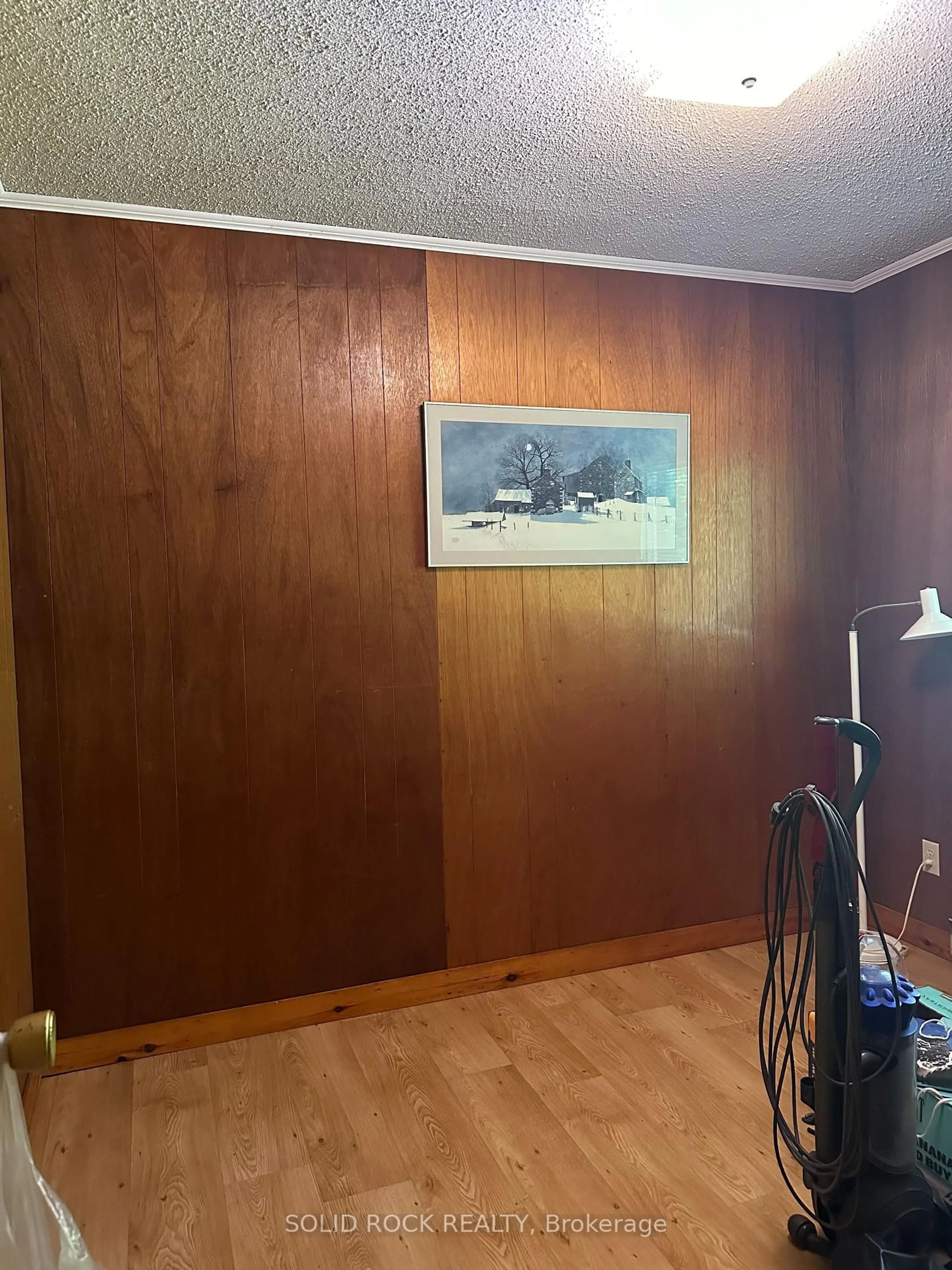 A pic of a room for 98 Mcleish Dr, Kawartha Lakes Ontario L0K 1W0