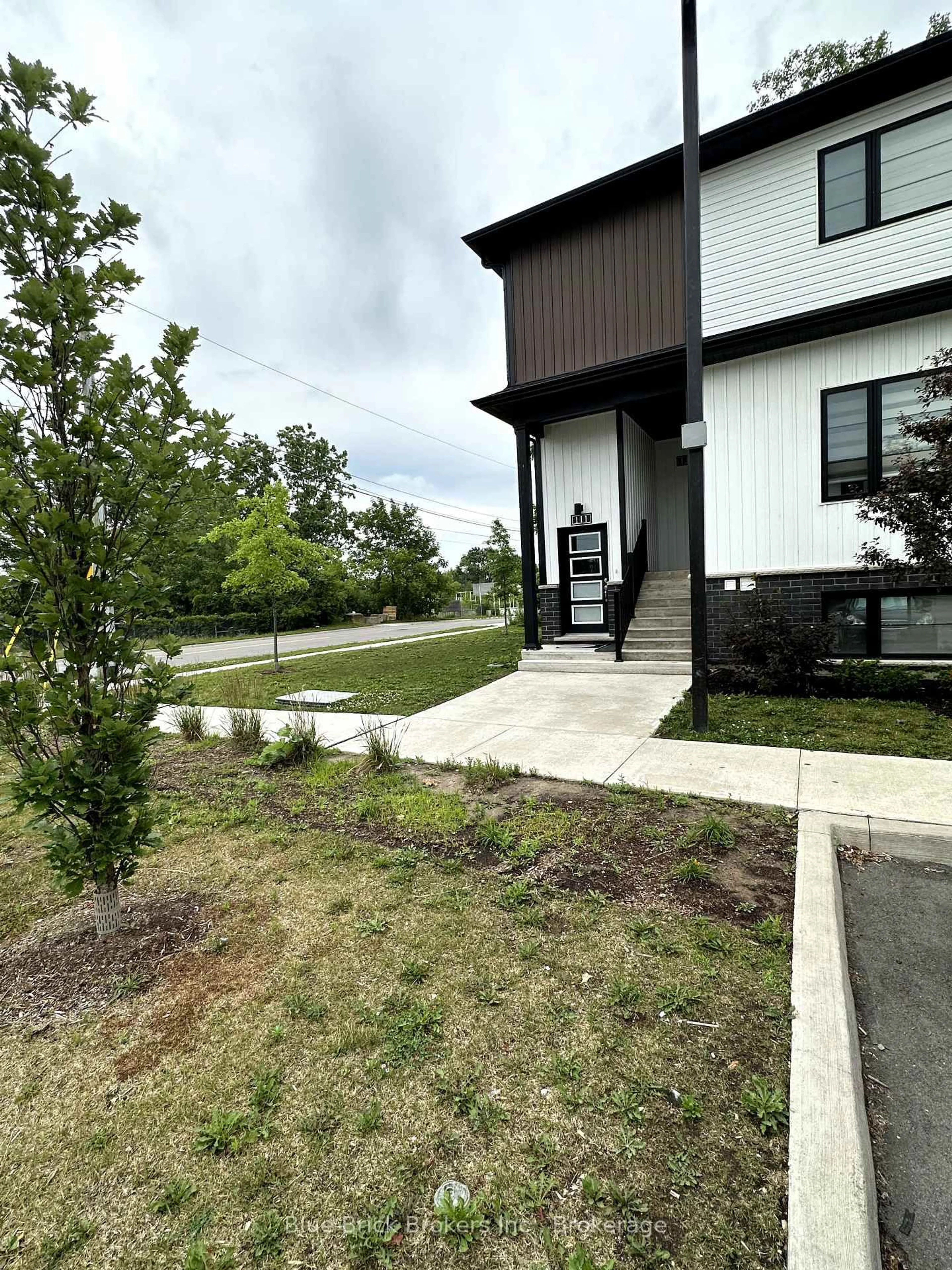 Unknown for 4263 Fourth Ave #121, Niagara Falls Ontario L2E 0C2