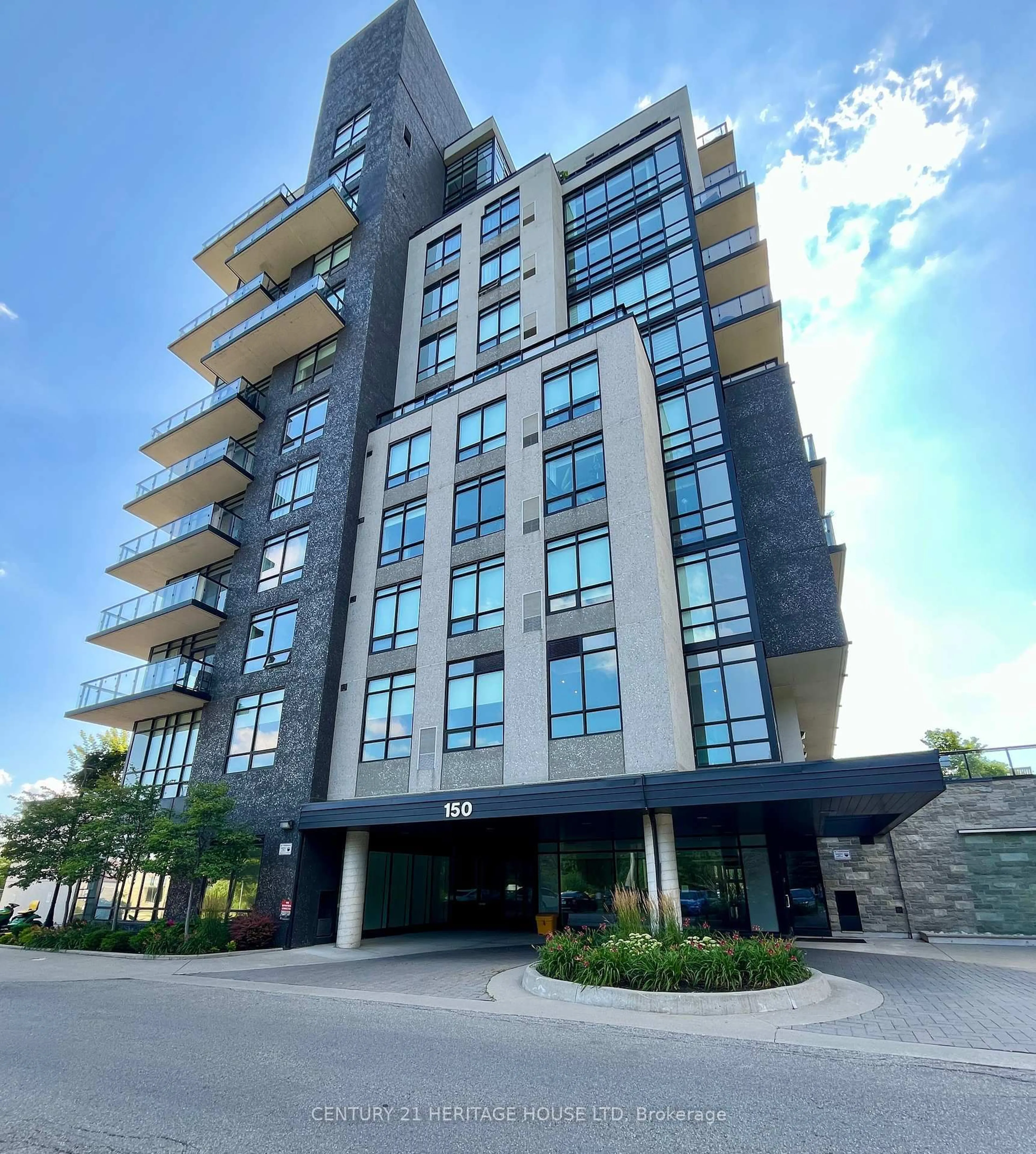 Indoor foyer for 150 Water St #107, Cambridge Ontario N1R 0B5