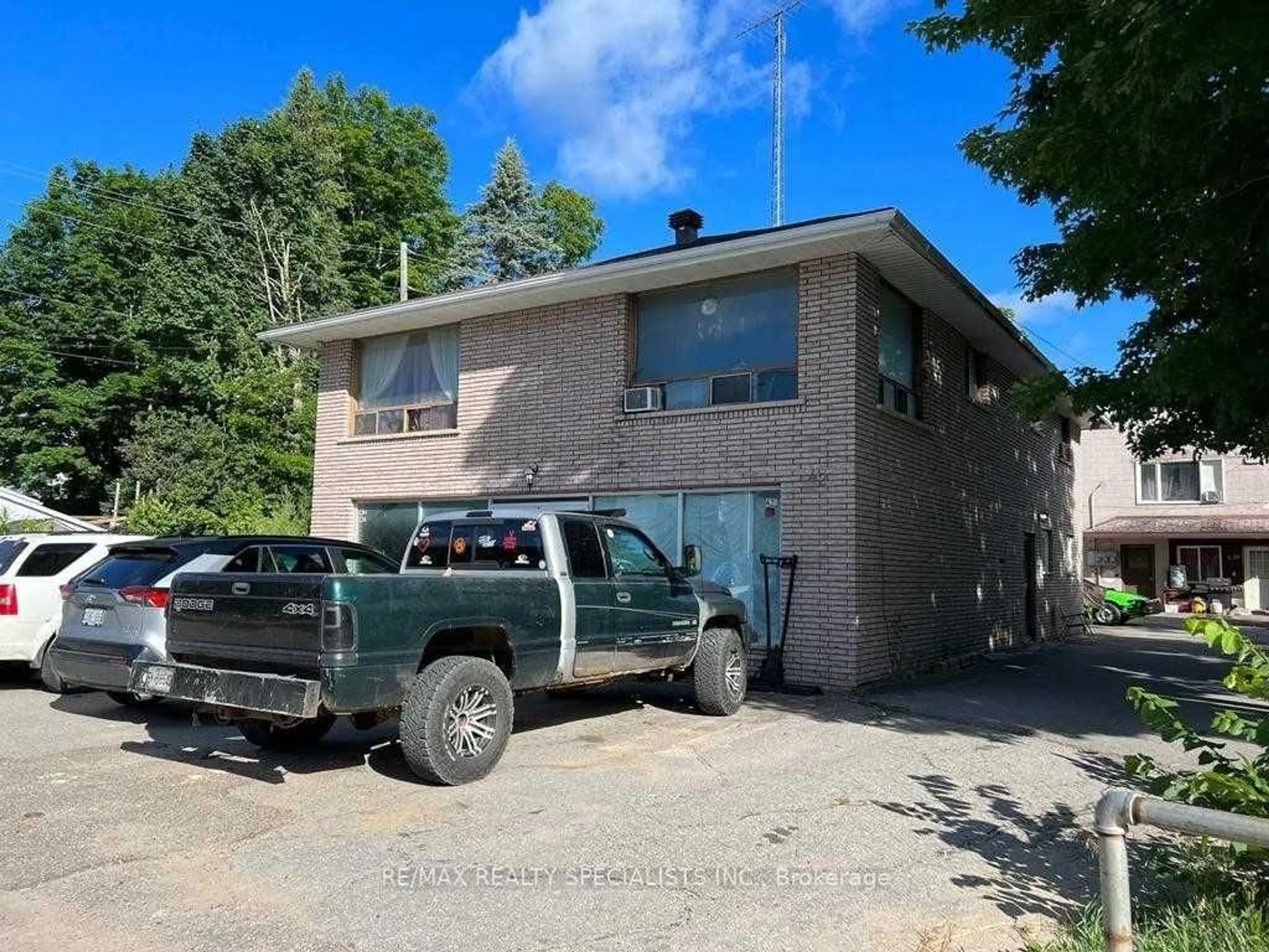 Unknown for 40 & 42 Bridge St, Bancroft Ontario K0L 1C0