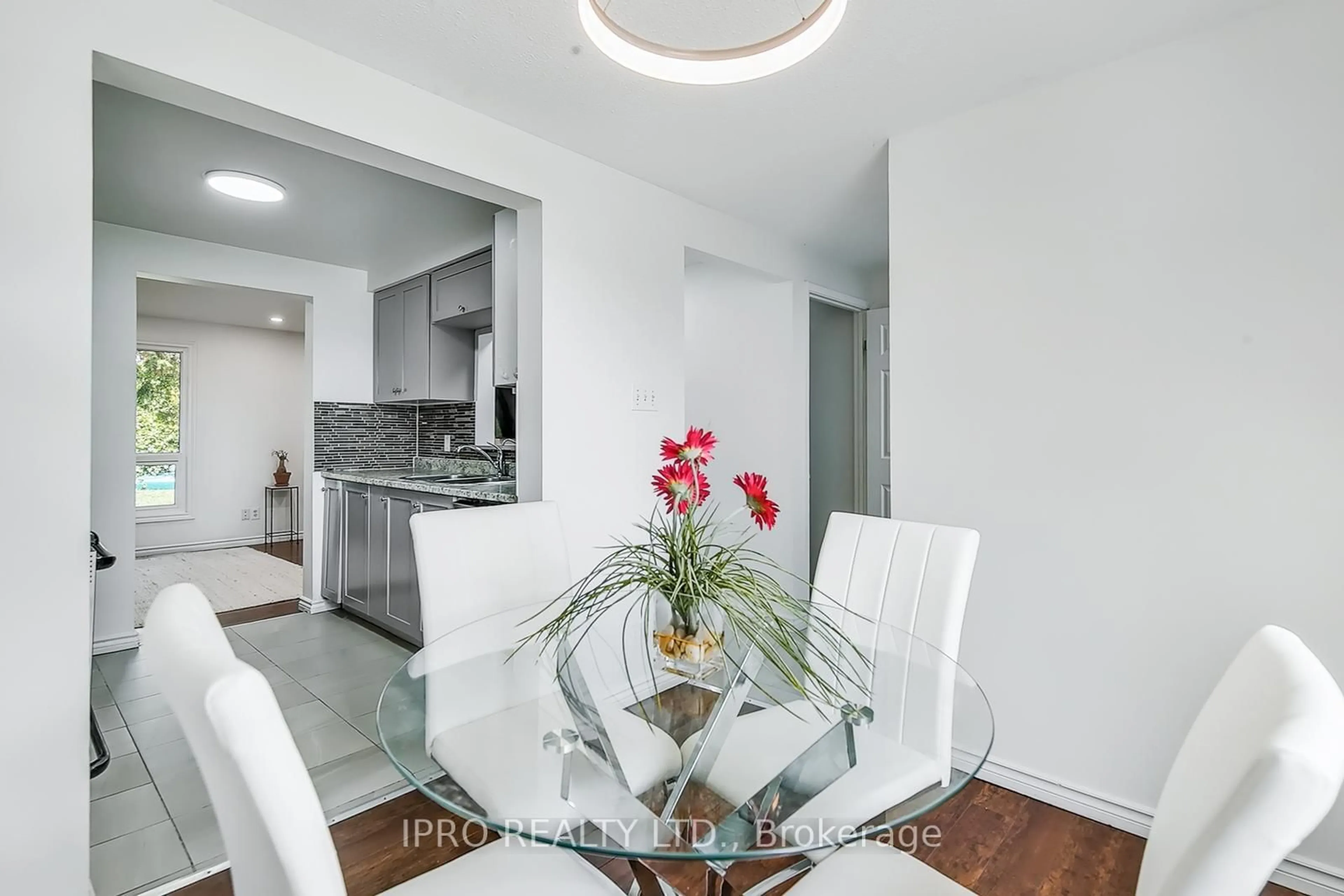 Dining room, unknown for 700 PAISLEY Rd #97, Guelph Ontario N1K 1A3