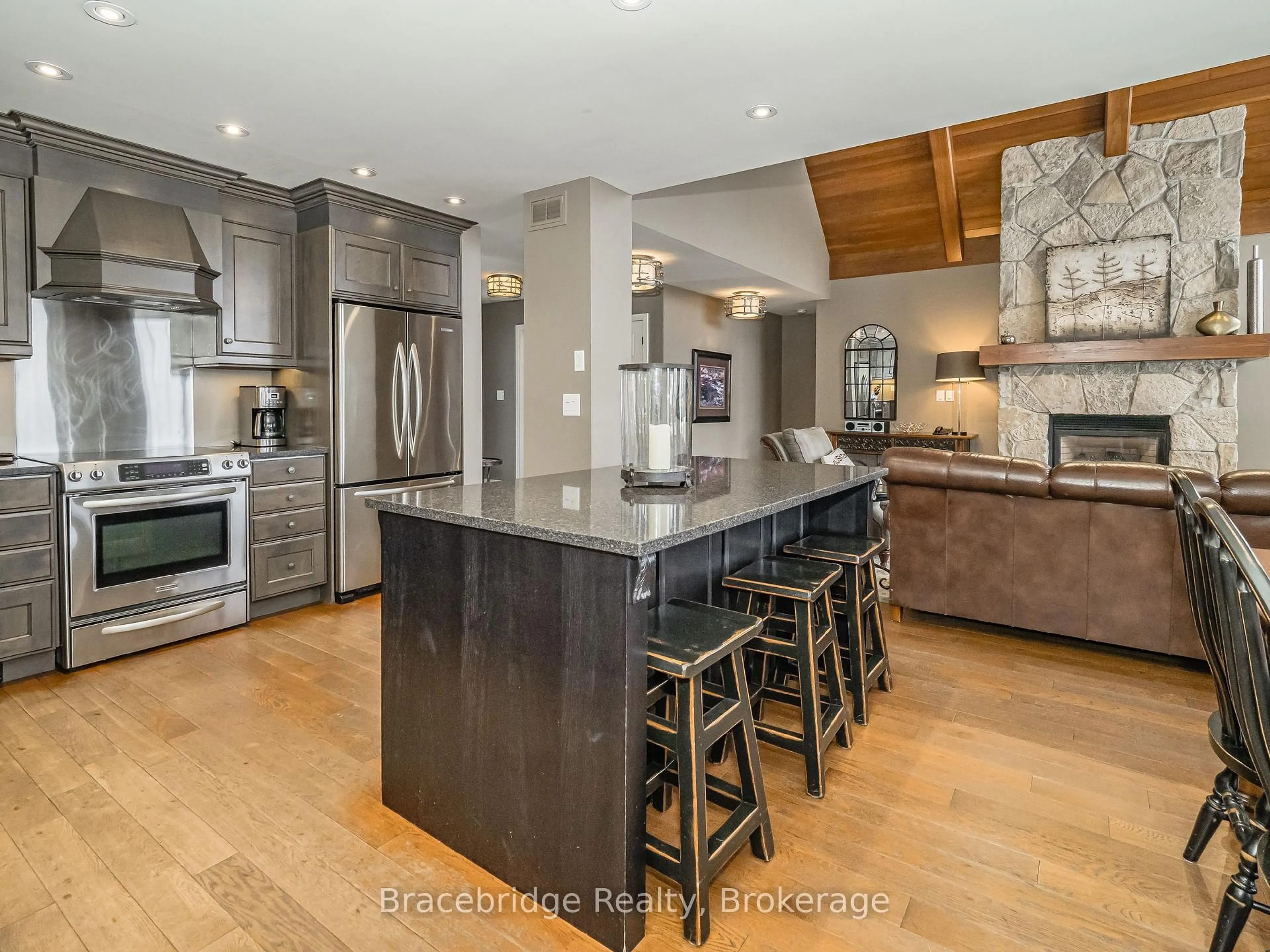 Open concept kitchen, unknown for 3876 Muskoka Rd 118 W Highway #Belmont Week 10, Muskoka Lakes Ontario P0B 1J0