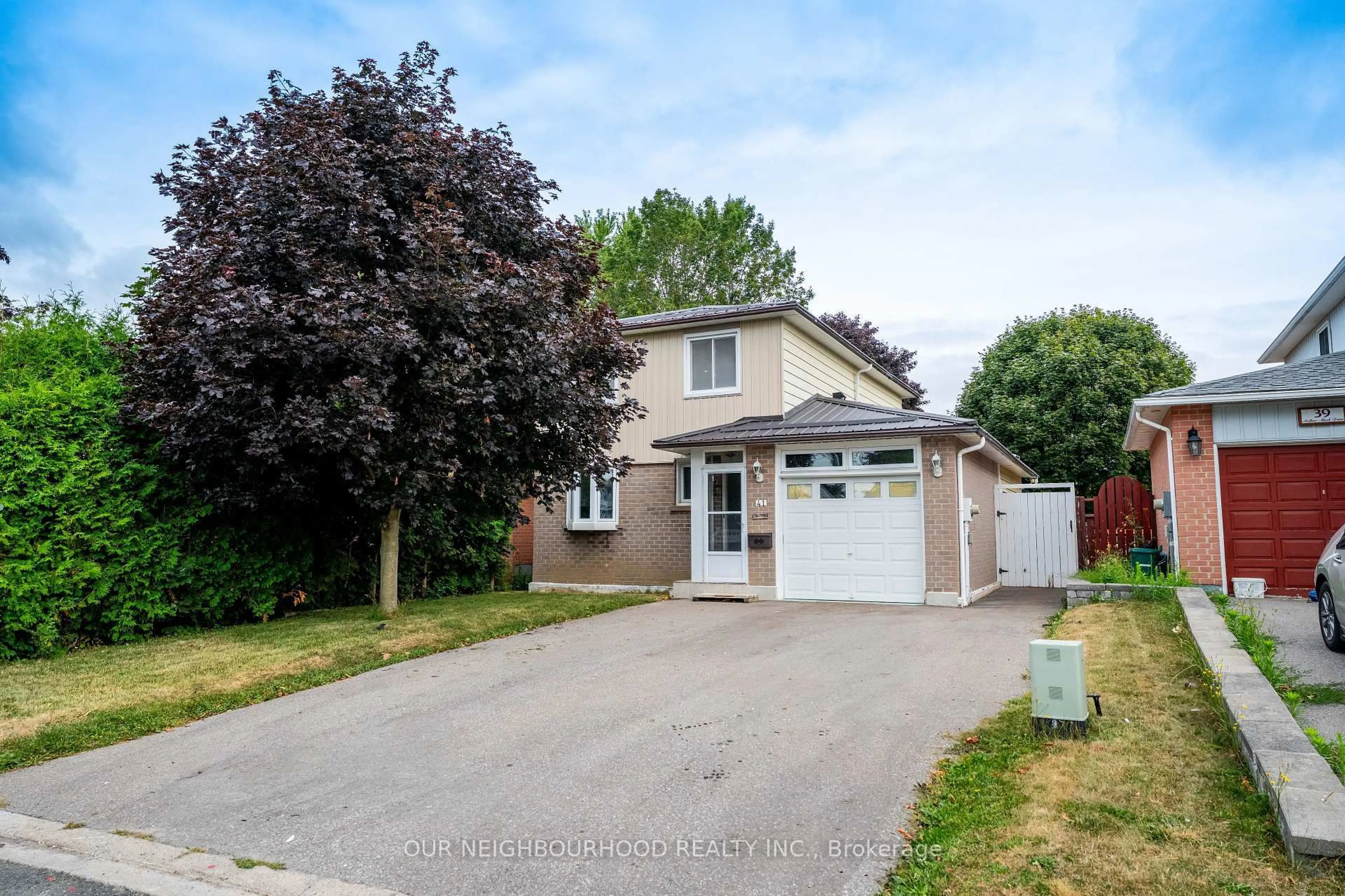A pic from outside/outdoor area/front of a property/back of a property/a pic from drone, street for 41 Arthur Mark Dr, Port Hope Ontario L1A 3W9