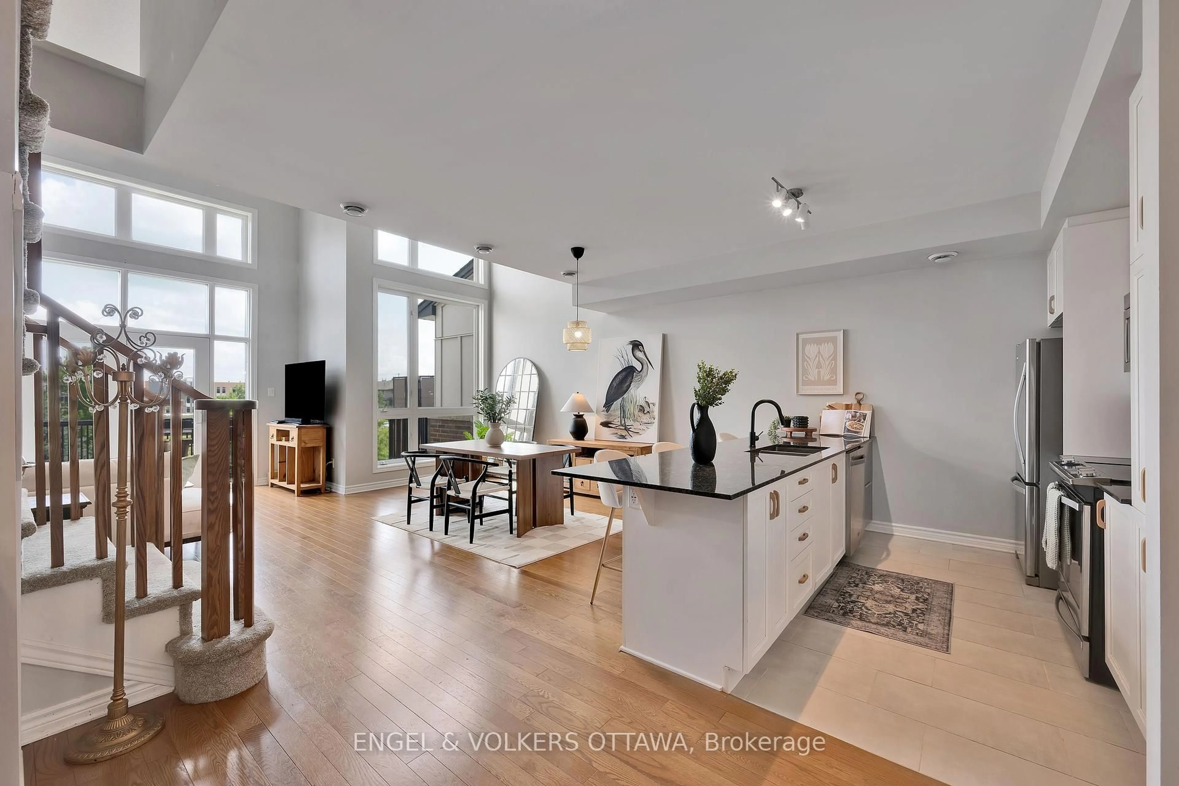 Open concept kitchen, unknown for 262 Pembina Private, Ottawa Ontario K4M 0E2