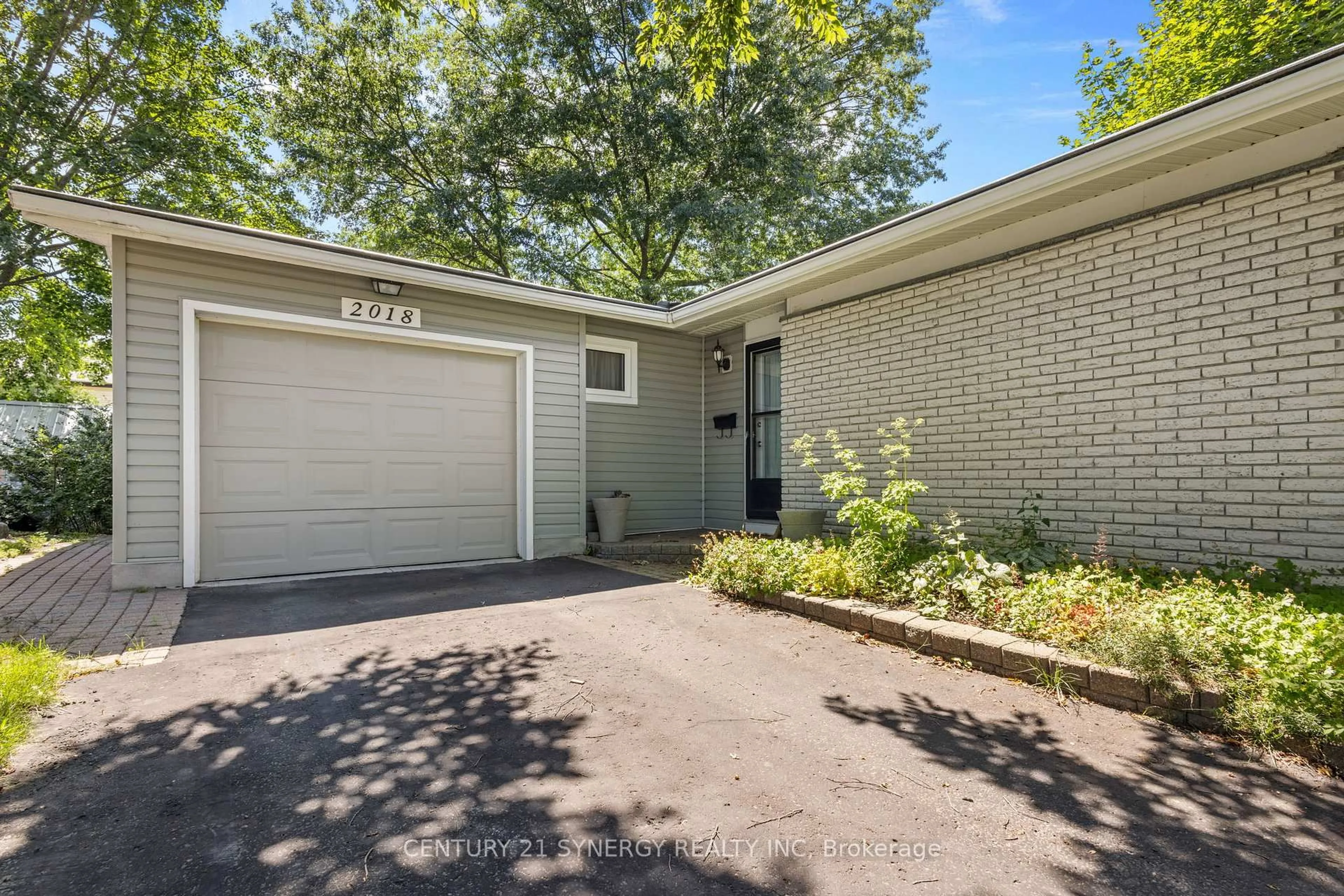 Unknown for 2018 Deerhurst Crt, Ottawa Ontario K1J 8H1