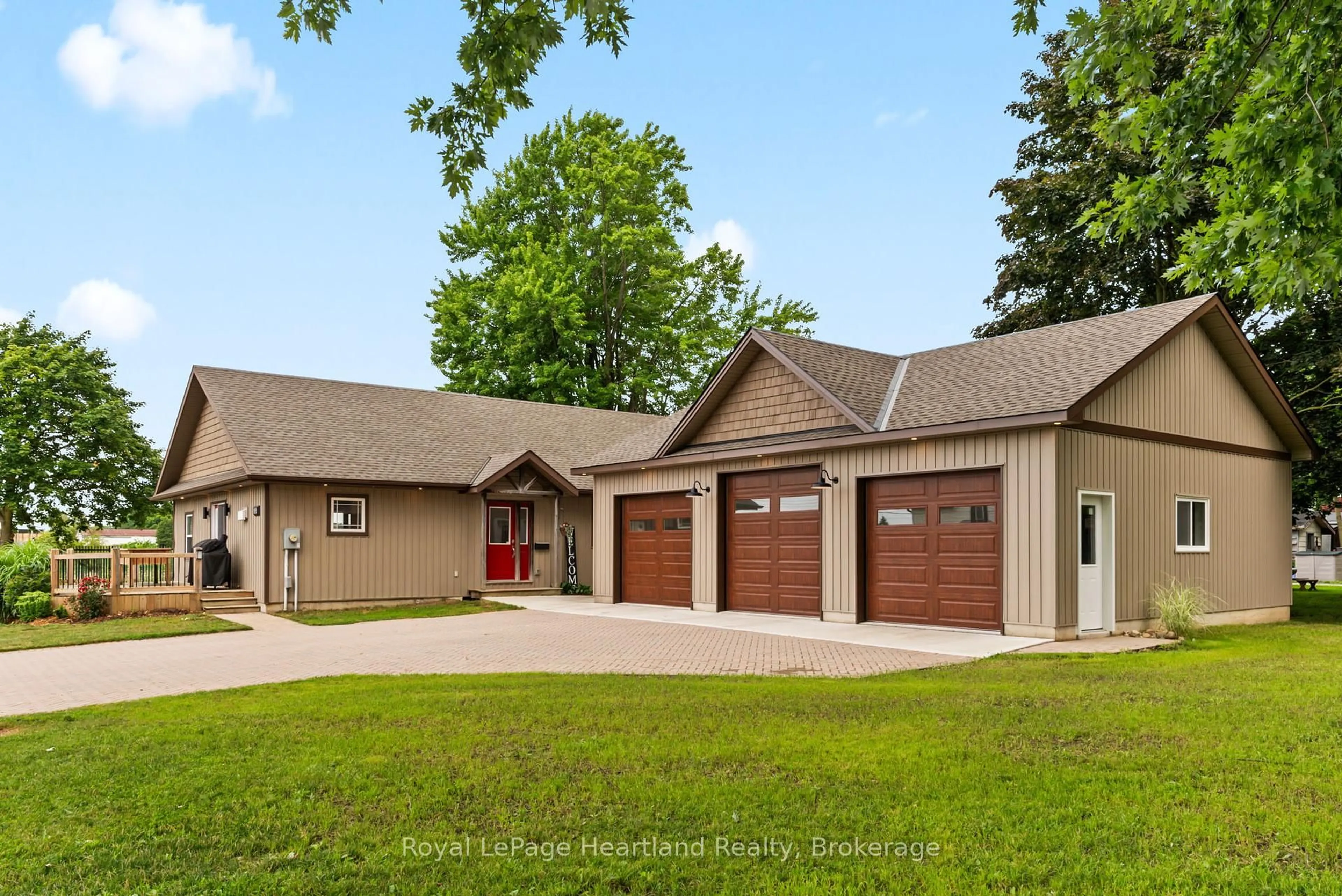 Unknown for 415 Cavan St, Minto Ontario N0G 2P0